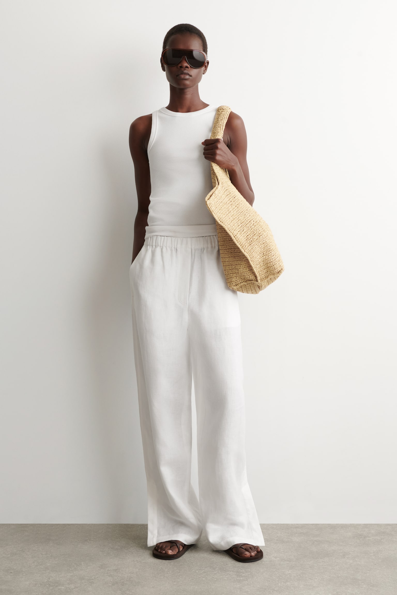 SCULPTED TOTE BAG - PAPER - בז' - 1
