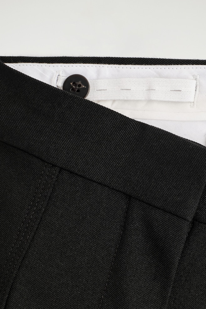 PLEATED MERINO WOOL BLEND CULOTTES — BLACK