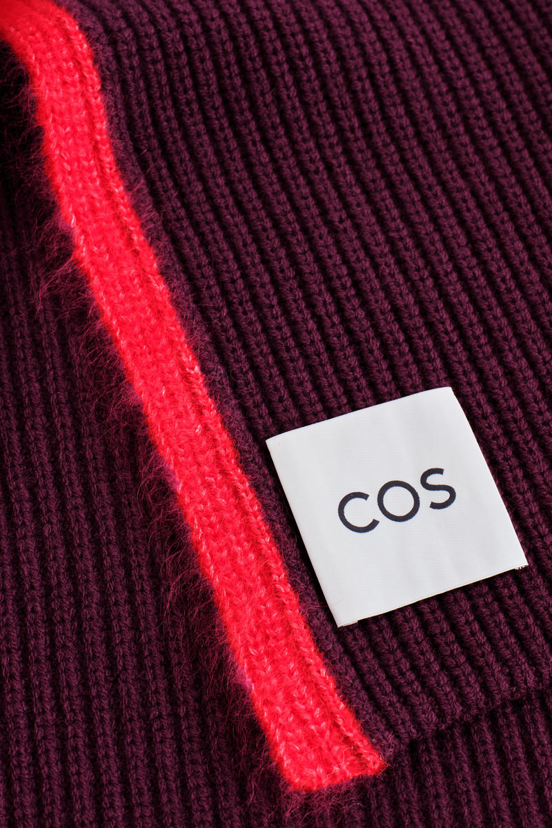 Cos Chunky Wool-mohair Scarf In Red