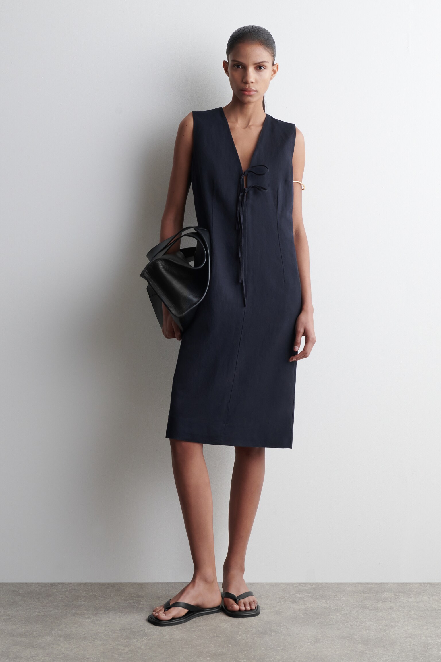 ABITO MIDI IN MISTO LINO CON LACCI SUL DAVANTI - BLU NAVY/VERDE CHIARO