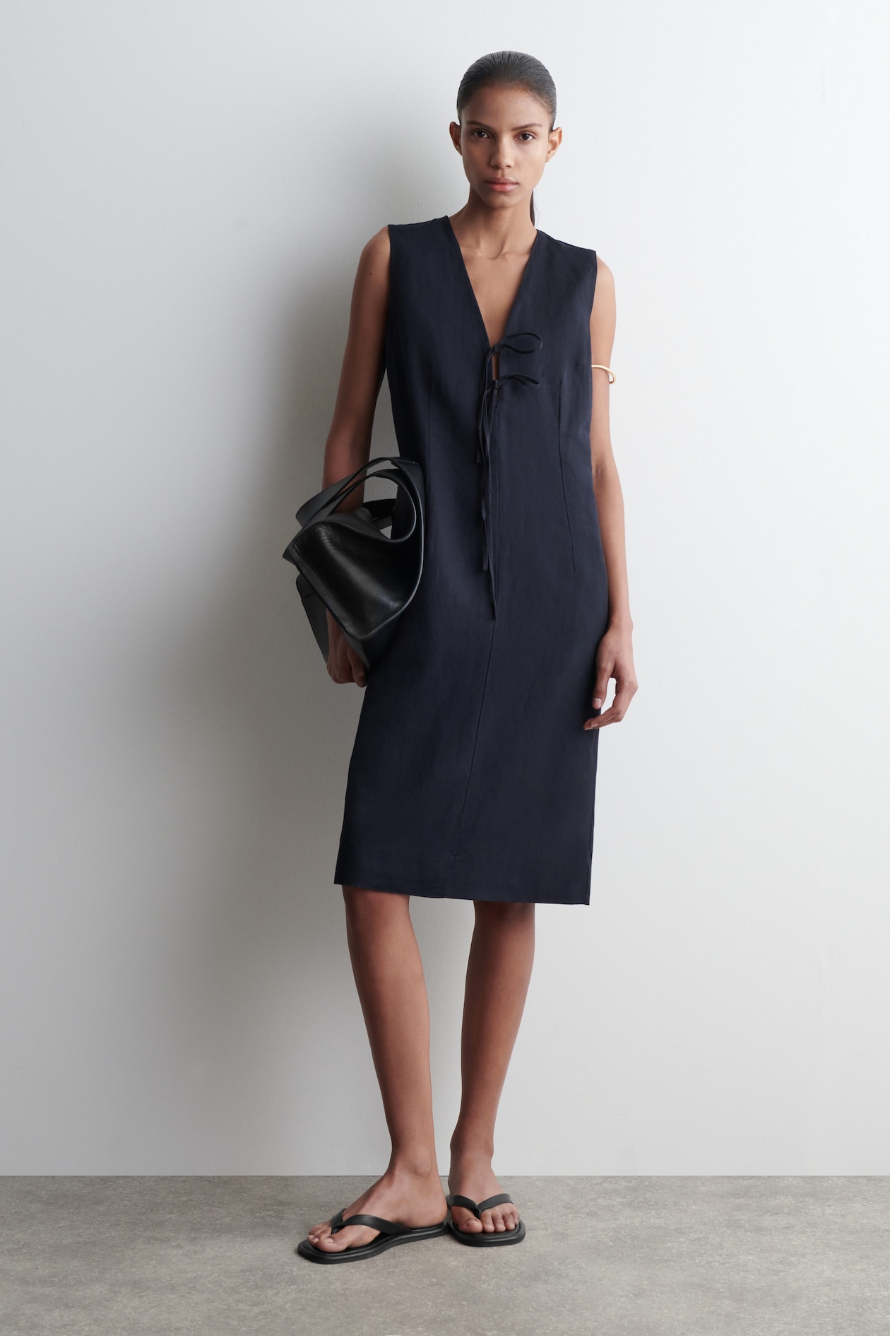 LINEN-BLEND TIE-FRONT MIDI DRESS - NAVY | COS