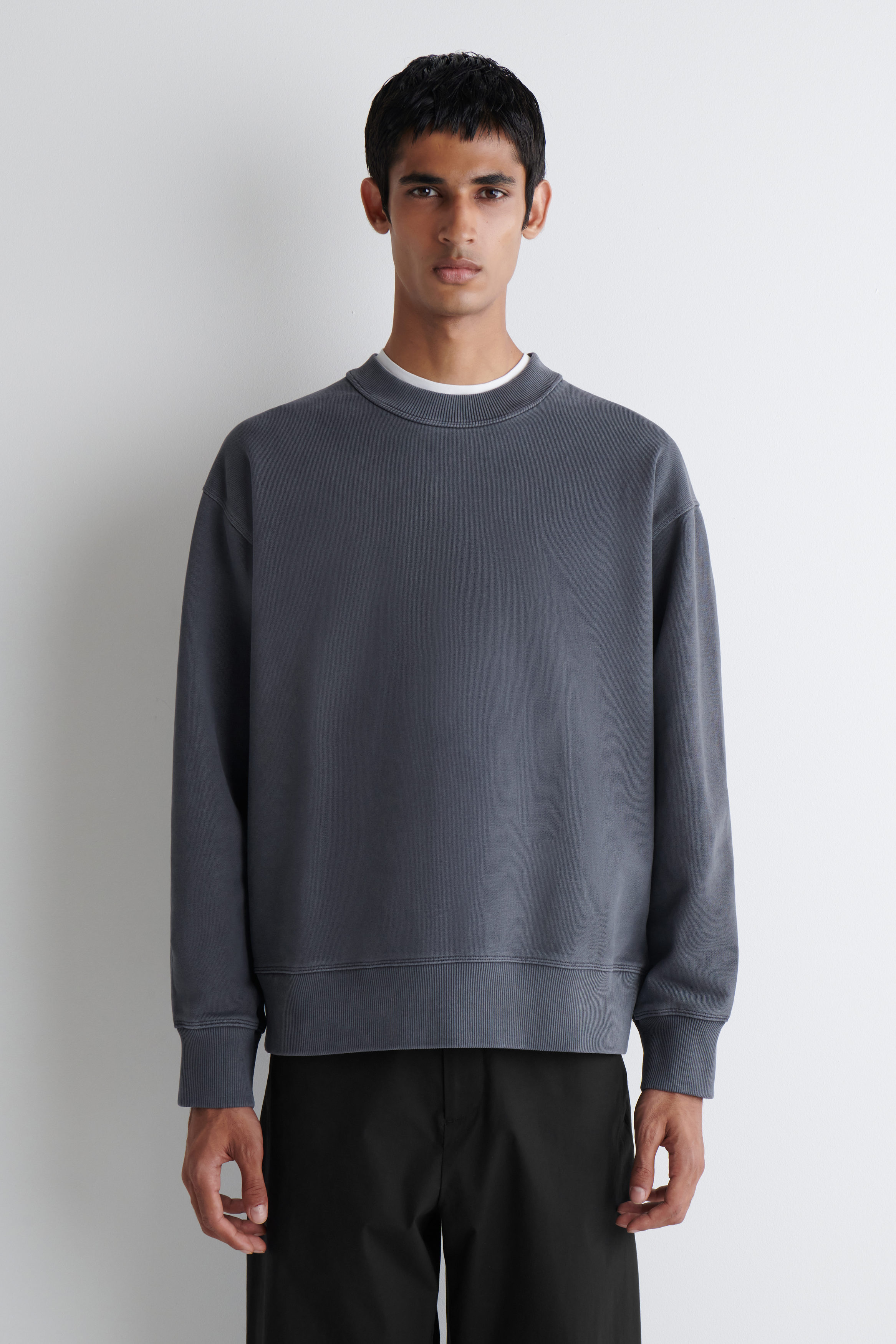 NOsWEA kurosweat_plate スウェット 10 oz Loopwheel Crewneck Sweatshirt - Black – Standard & Strange