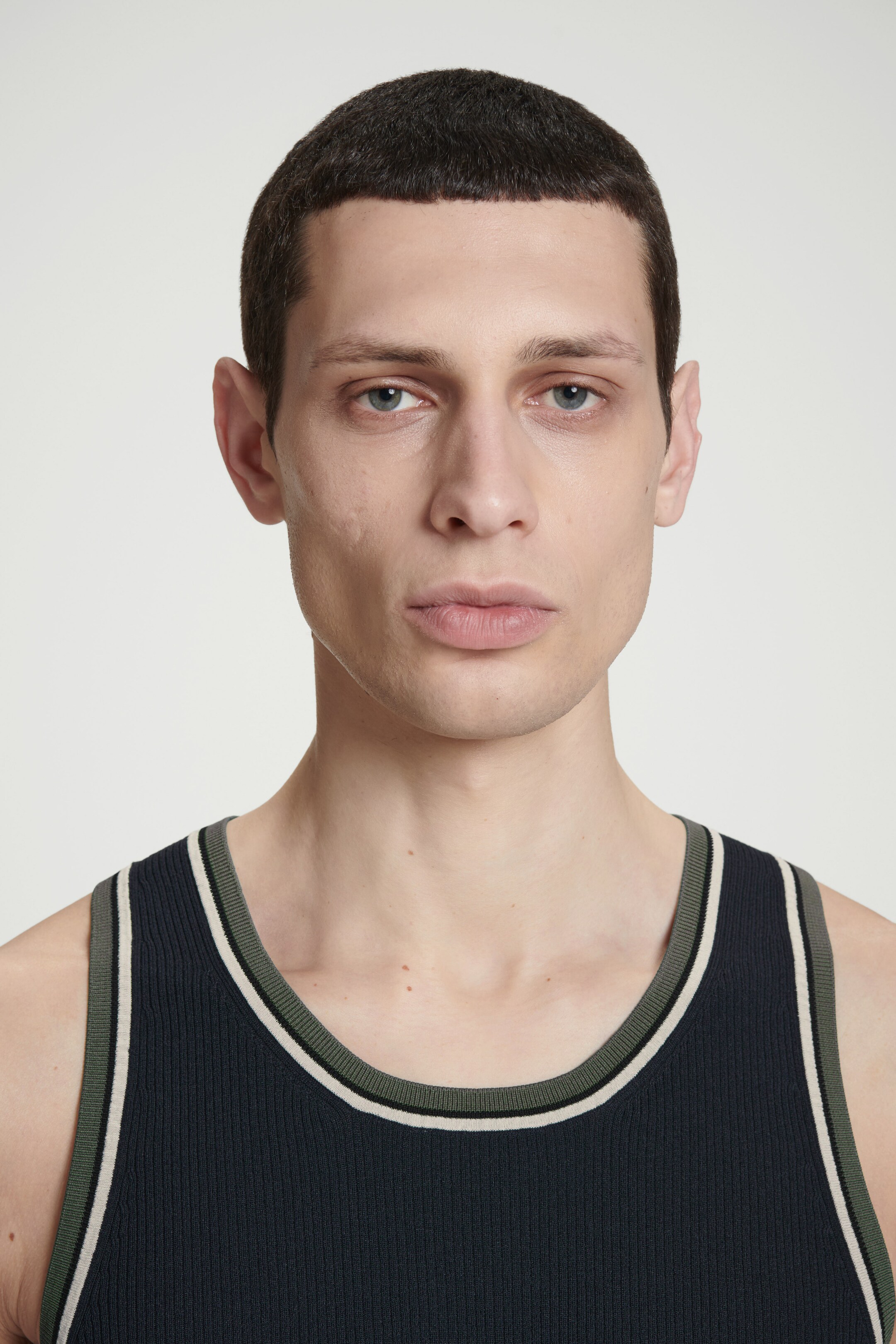 Visualizza immagine più grande: CANOTTA A COSTE CON BORDI A CONTRASTO - BLU NAVY - UOMO | H&M IT 3