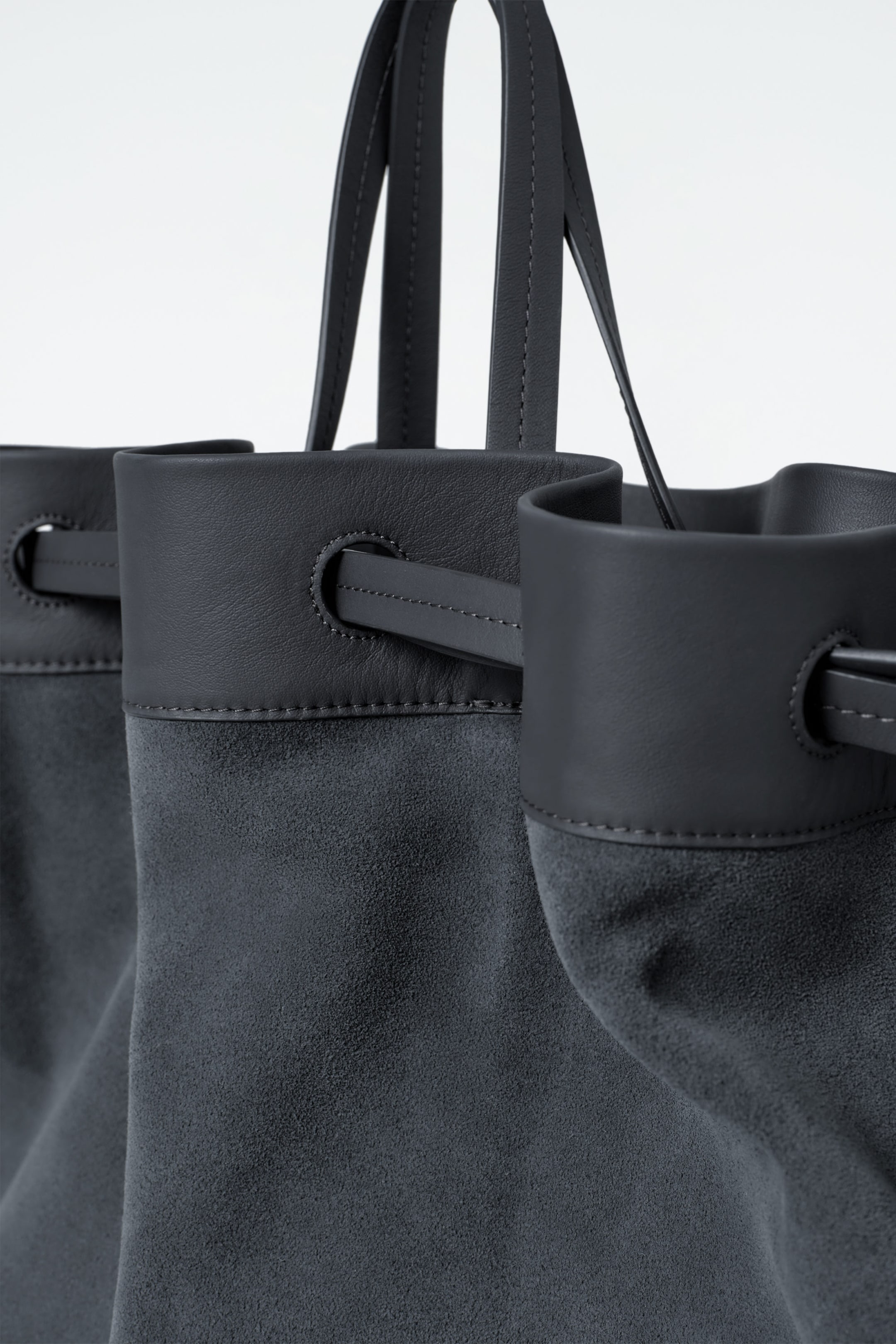 StillMedia/DescriptiveDetail