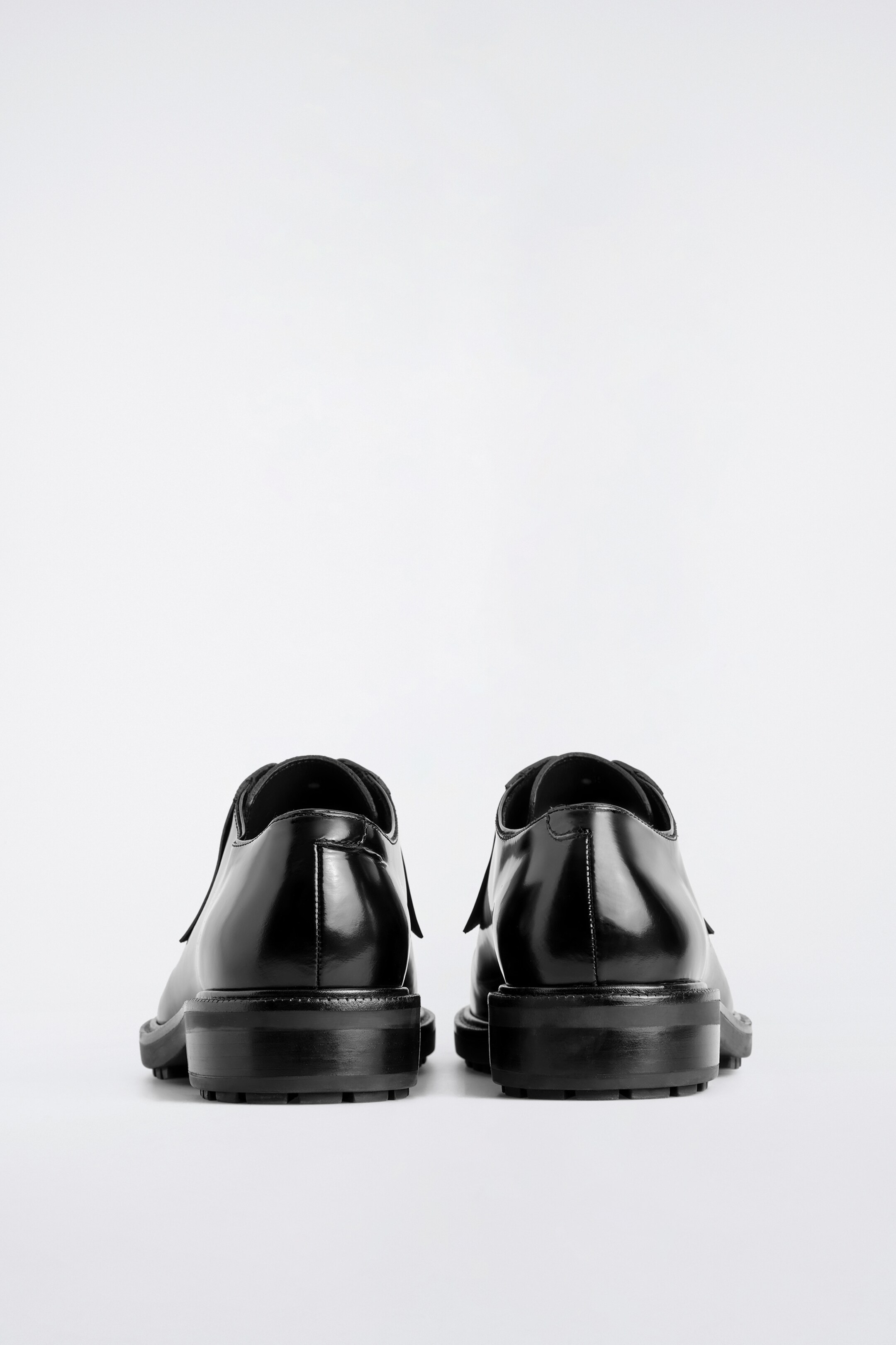 Vezi imaginea mai mare: PANTOFI OXFORD DIN PIELE - NEGRU - BĂRBAŢI | H&M RO 5