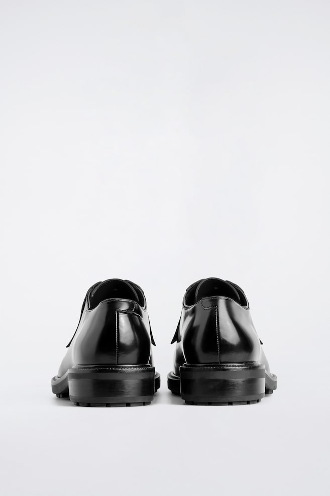 LEATHER OXFORD SHOES — BLACK