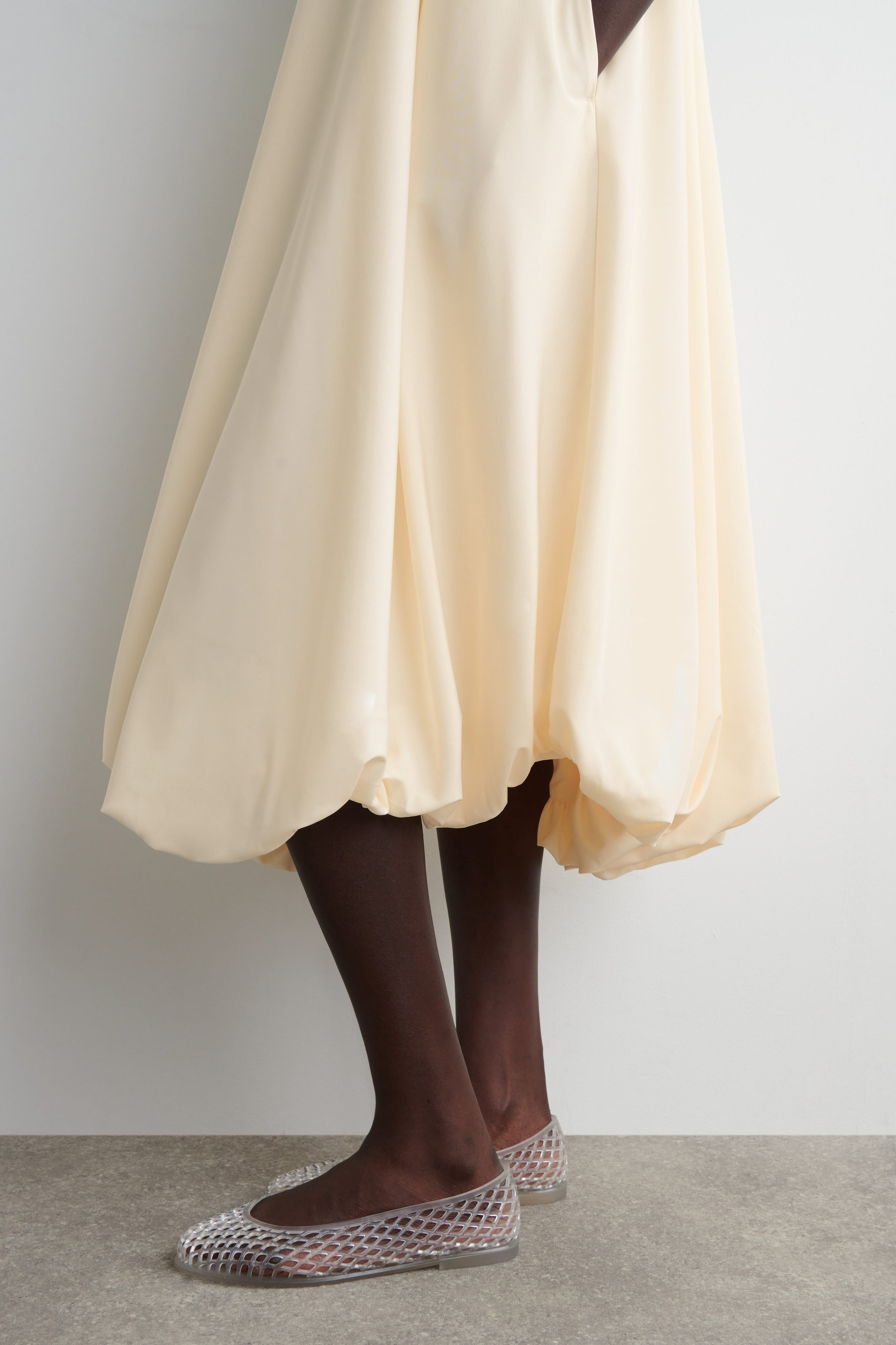 BUBBLE-HEM MIDI DRESS
