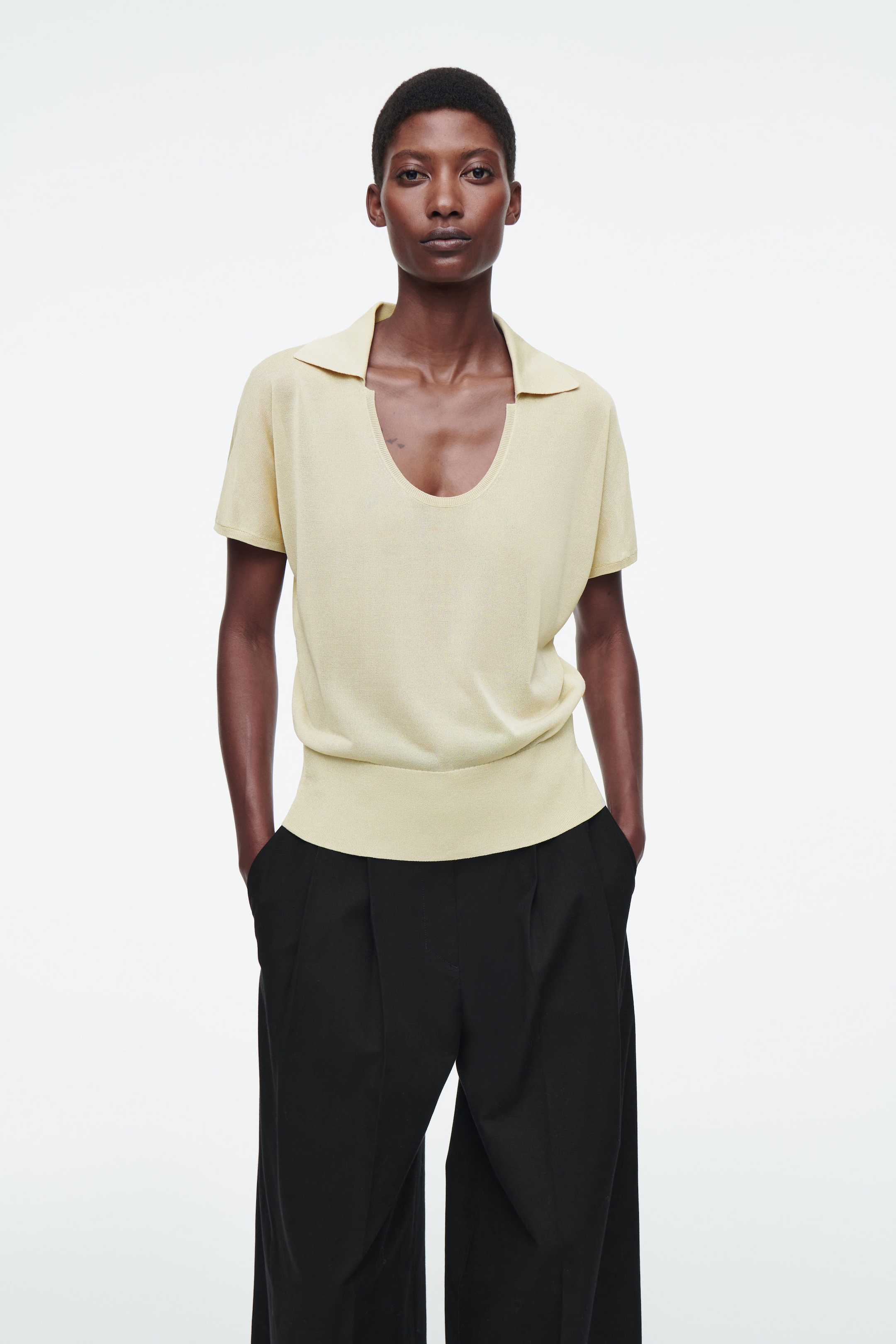 SCOOP-NECK KNITTED POLO SHIRT