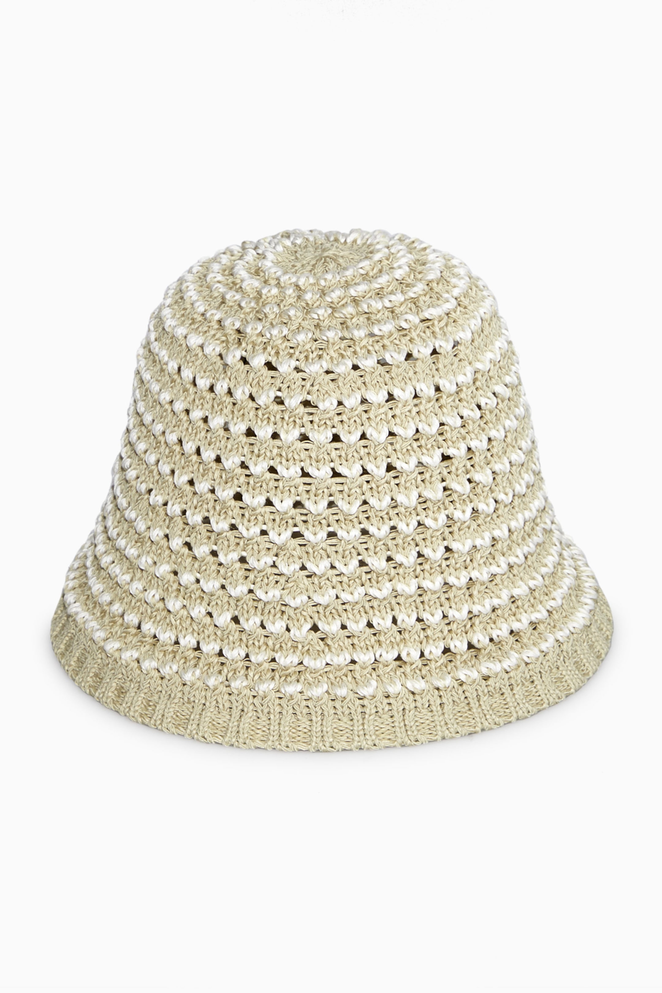 CROCHET BUCKET HAT