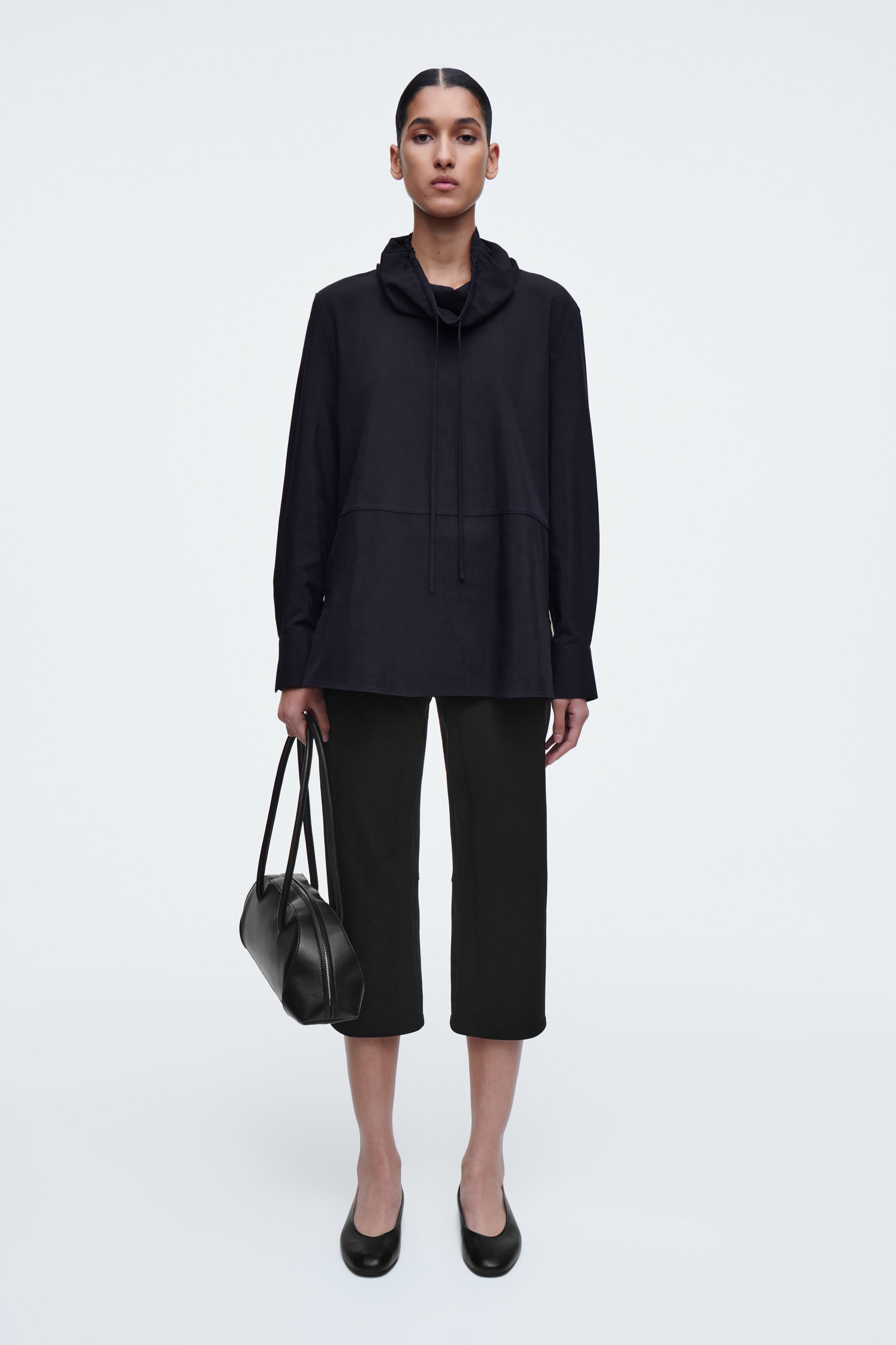 売れ筋商品|||ダナキャランニューヨーク カットソー トップス レディース Women's Gathered-Shoulder V-Neck Top EGGNOG/BLK 送料無料】 ダナキャランニューヨーク レディース シャツ