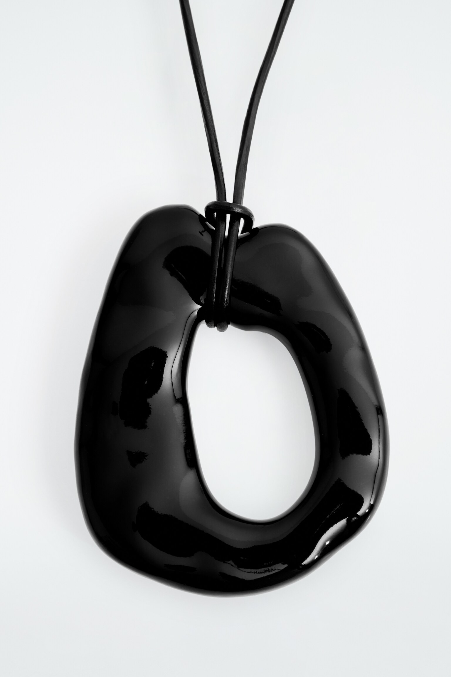 COLLIER À PENDENTIF FONDU - NOIR - 3