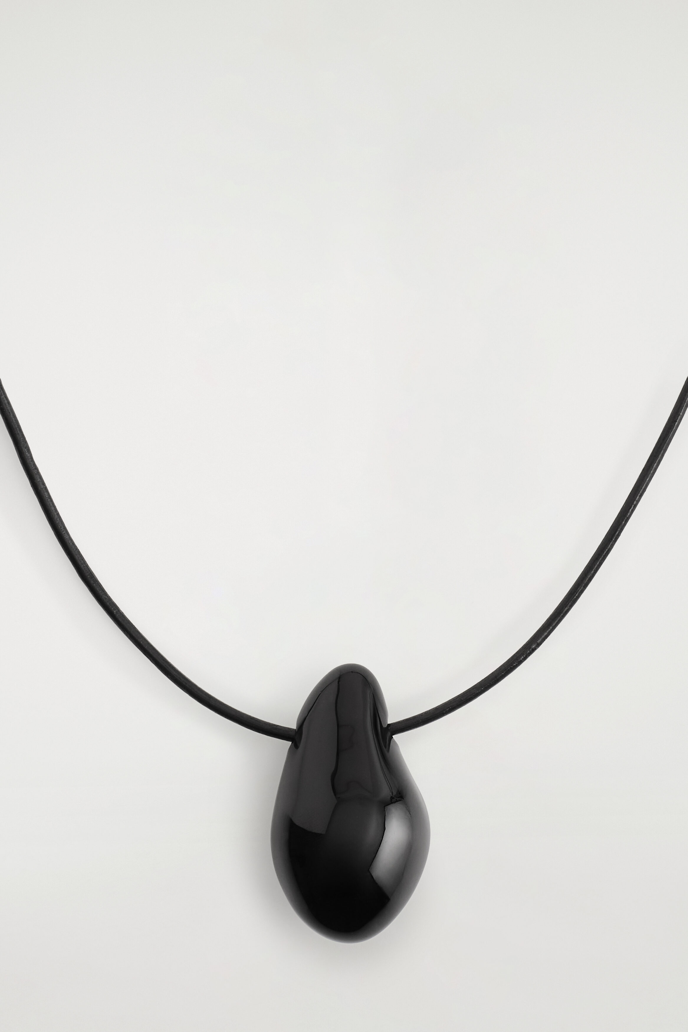 DOMED GLASS PENDANT NECKLACE - thumbnail 6