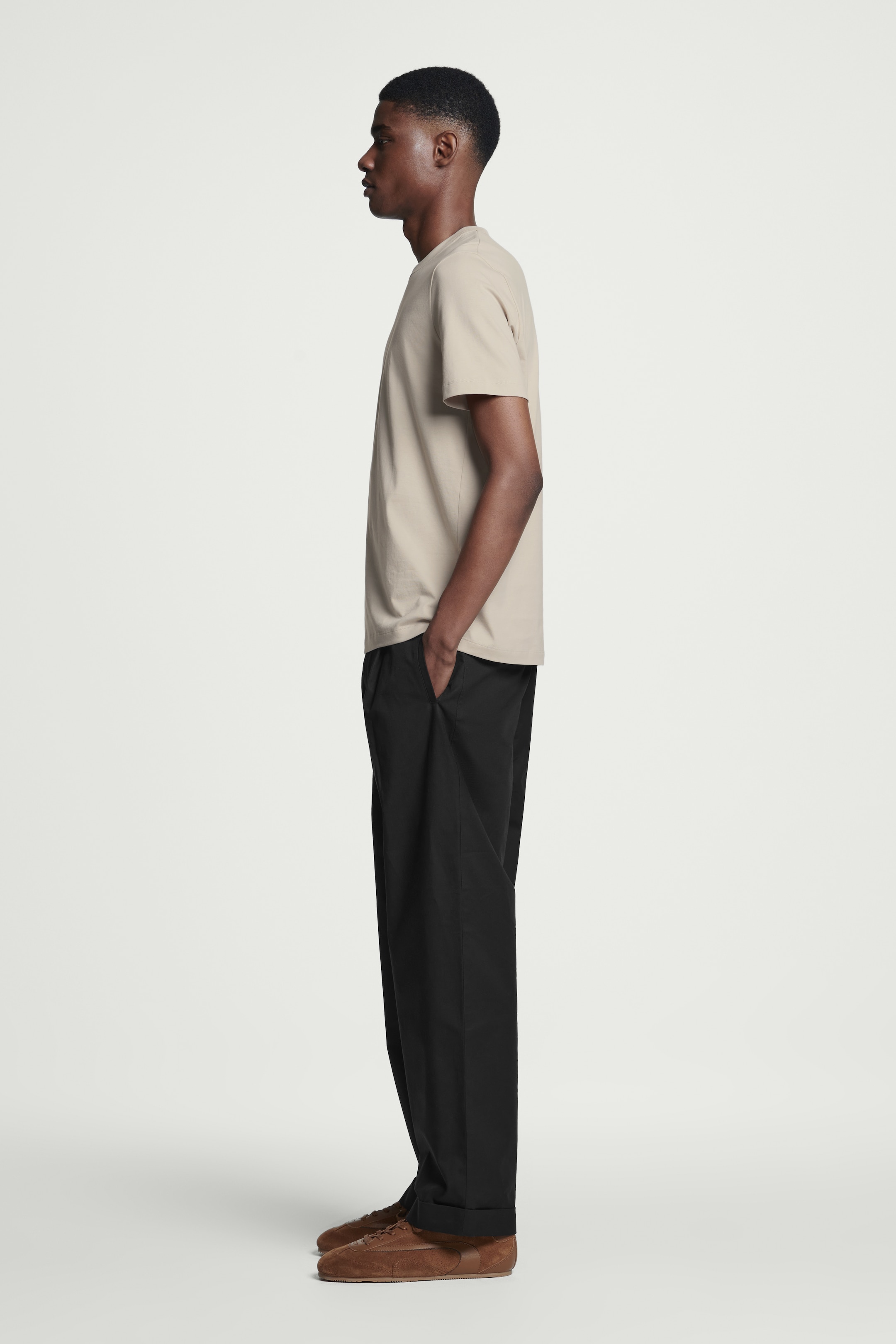 Visualizza immagine più grande: T-SHIRT IN COTONE SPAZZOLATO DAL TAGLIO REGOLARE - BEIGE - UOMO | H&M IT 3