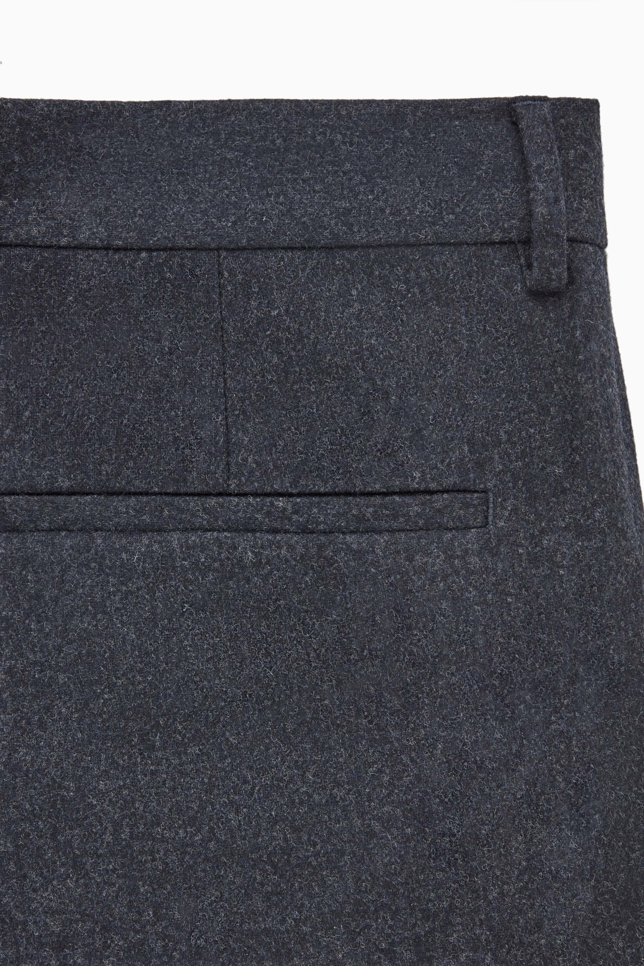 Grösseres Bild ansehen: SCHMAL ZULAUFENDE WOLLHOSE MIT UMSCHLAG - NAVYBLAU - HERREN | H&M CH 2