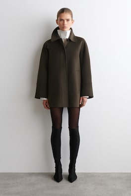 MOCK-NECK DOUBLE-FACED WOOL SHORT COAT — BROWN 2