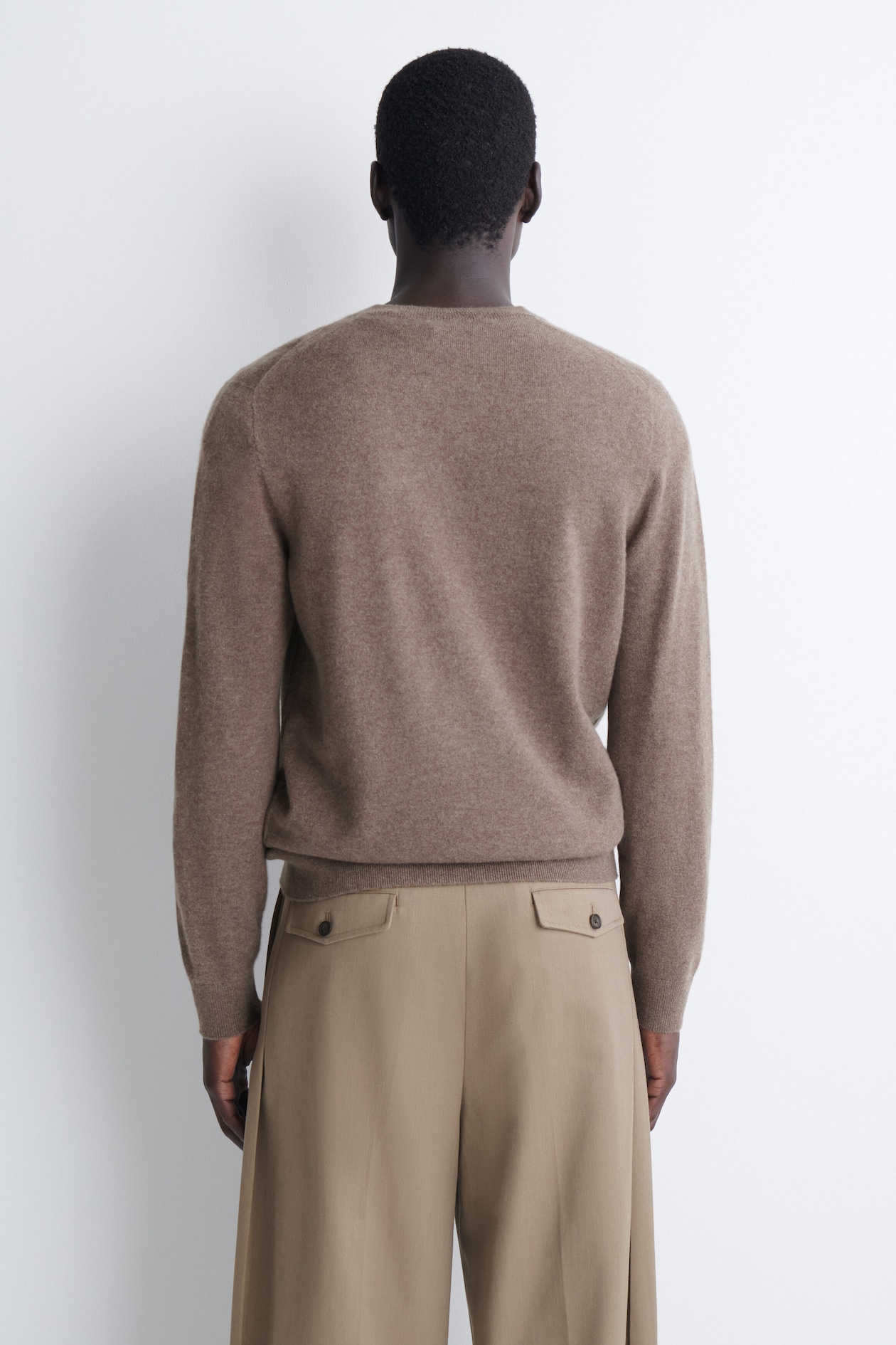 PURE CASHMERE V-NECK SWEATER — BEIGE / UNDYED