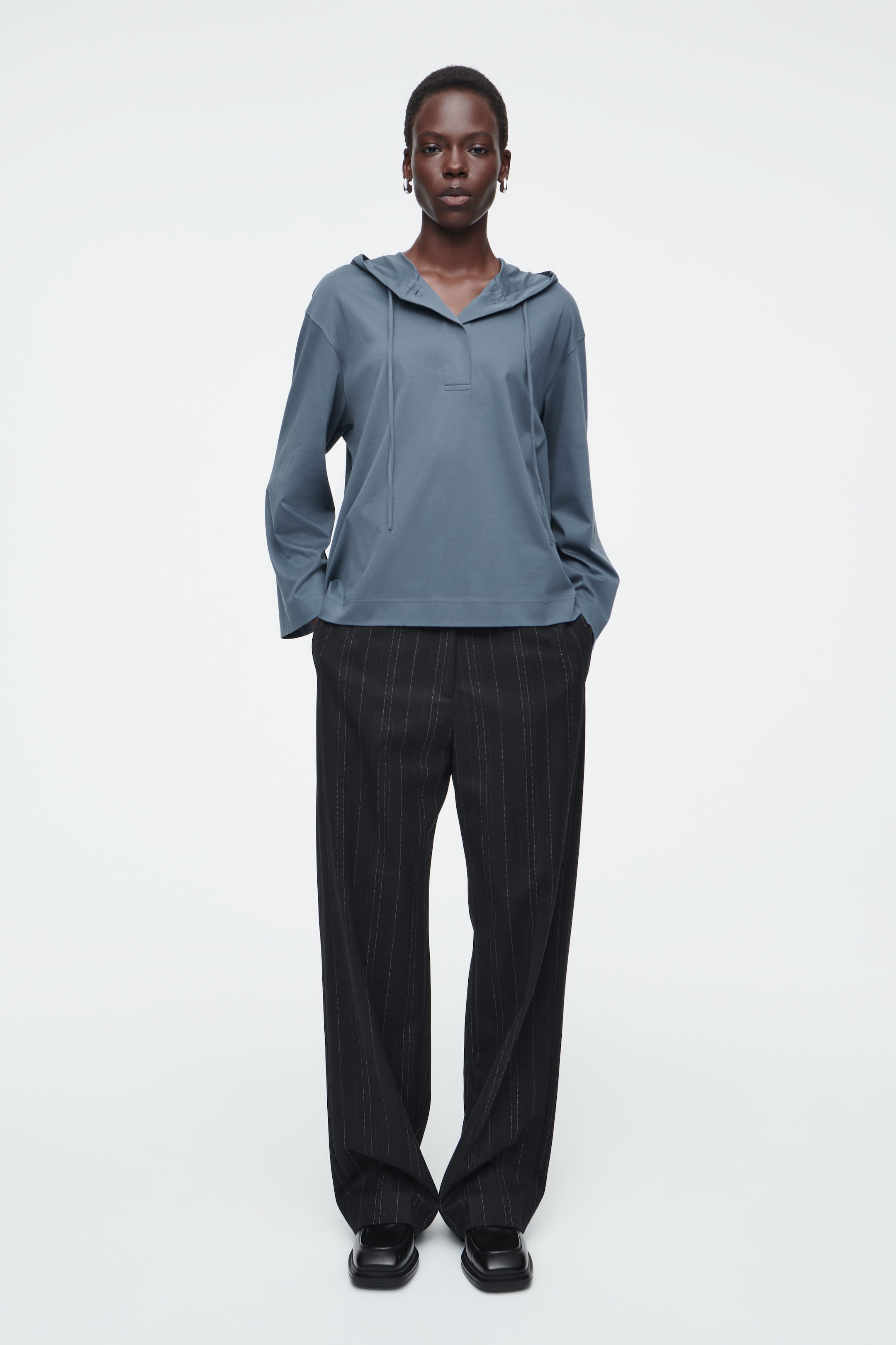 BUTTONED LIGHTWEIGHT JERSEY HOODIE