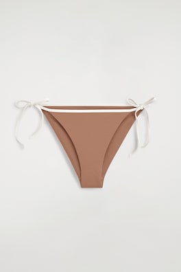 CONTRAST-TRIMMED TIE-SIDE BIKINI BRIEFS — TERRACOTTA / WHITE 5