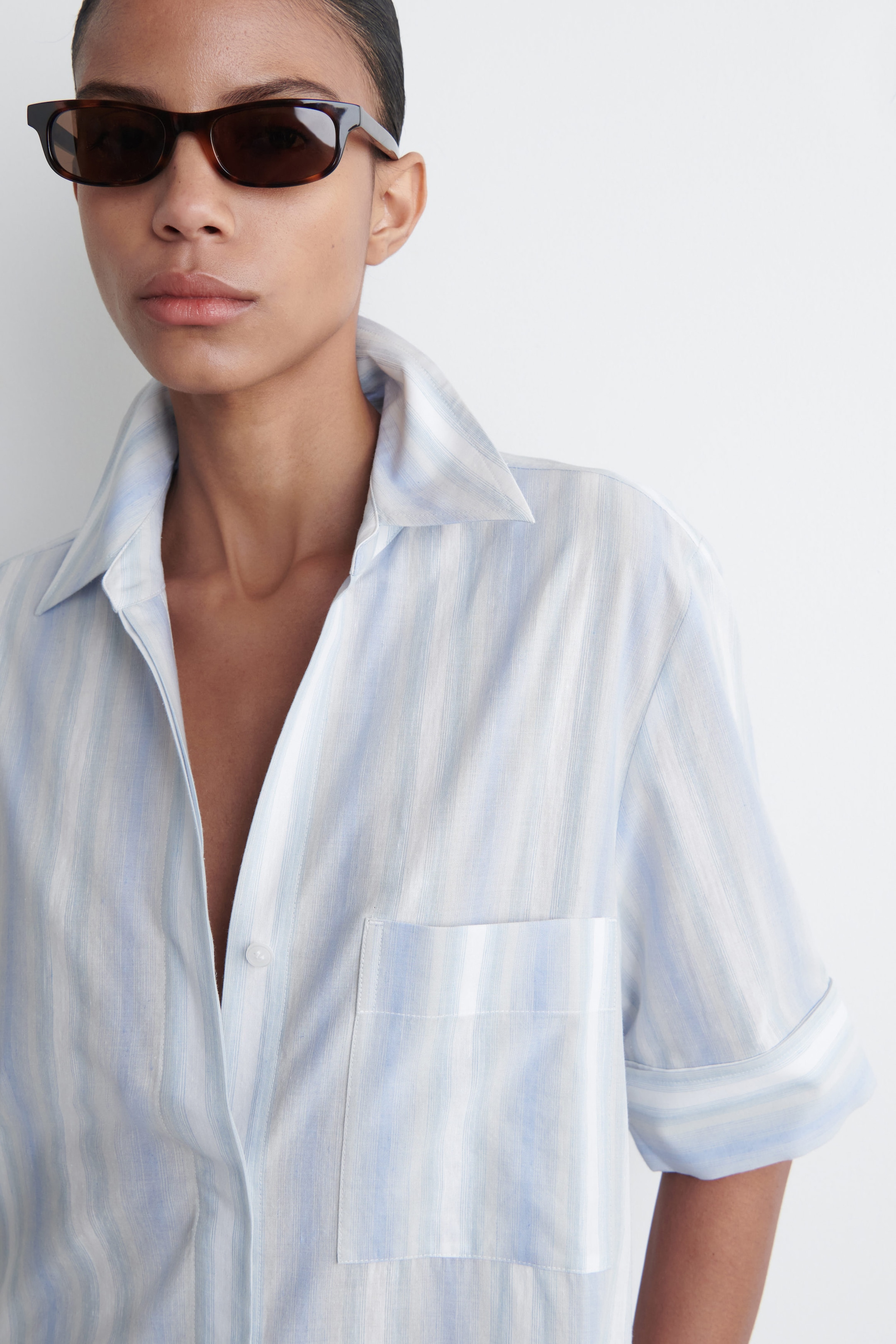 STRIPED SHORTSLEEVED SHIRT DRESS