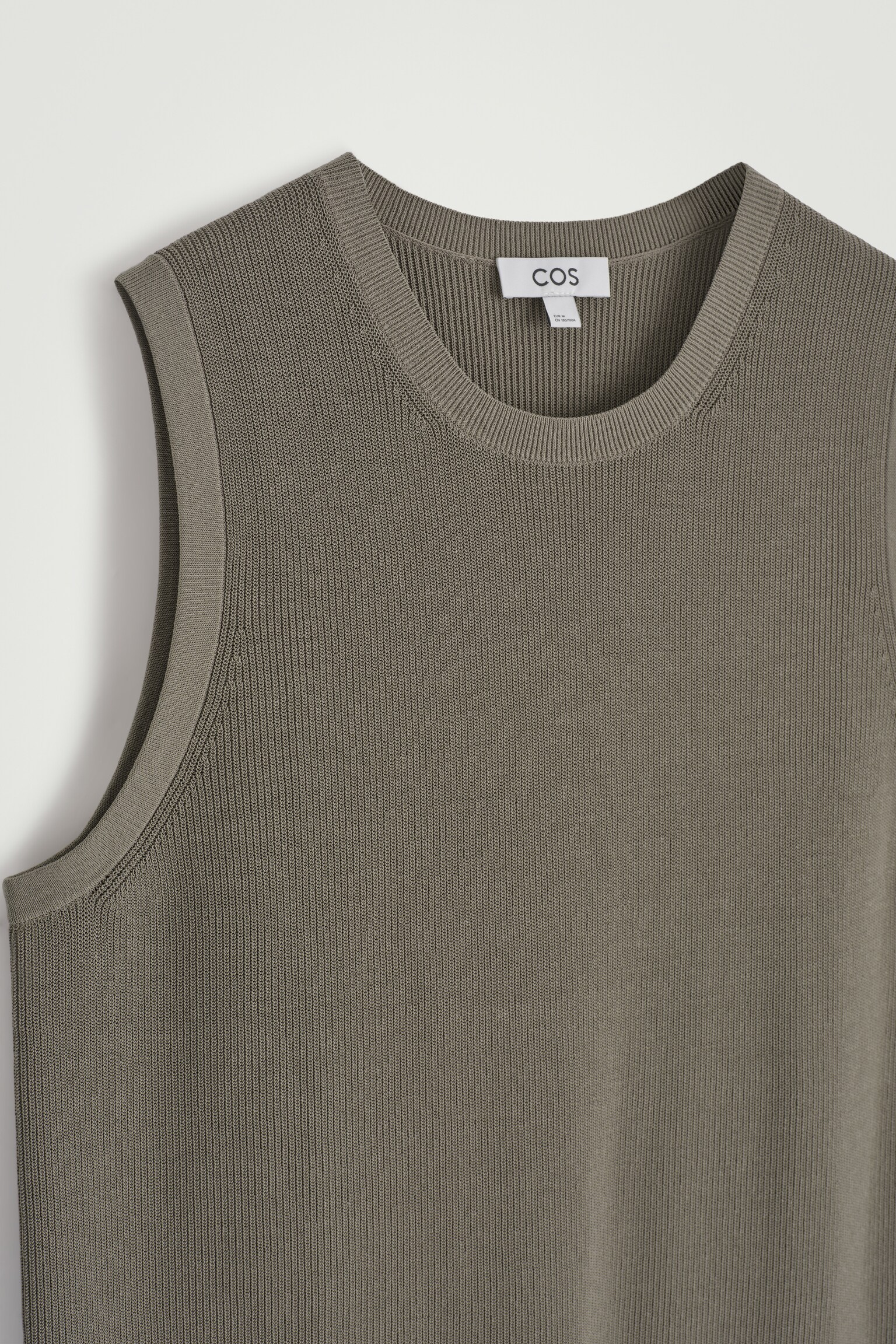 DÉBARDEUR FLUIDE EN MAILLE - TAUPE - 7