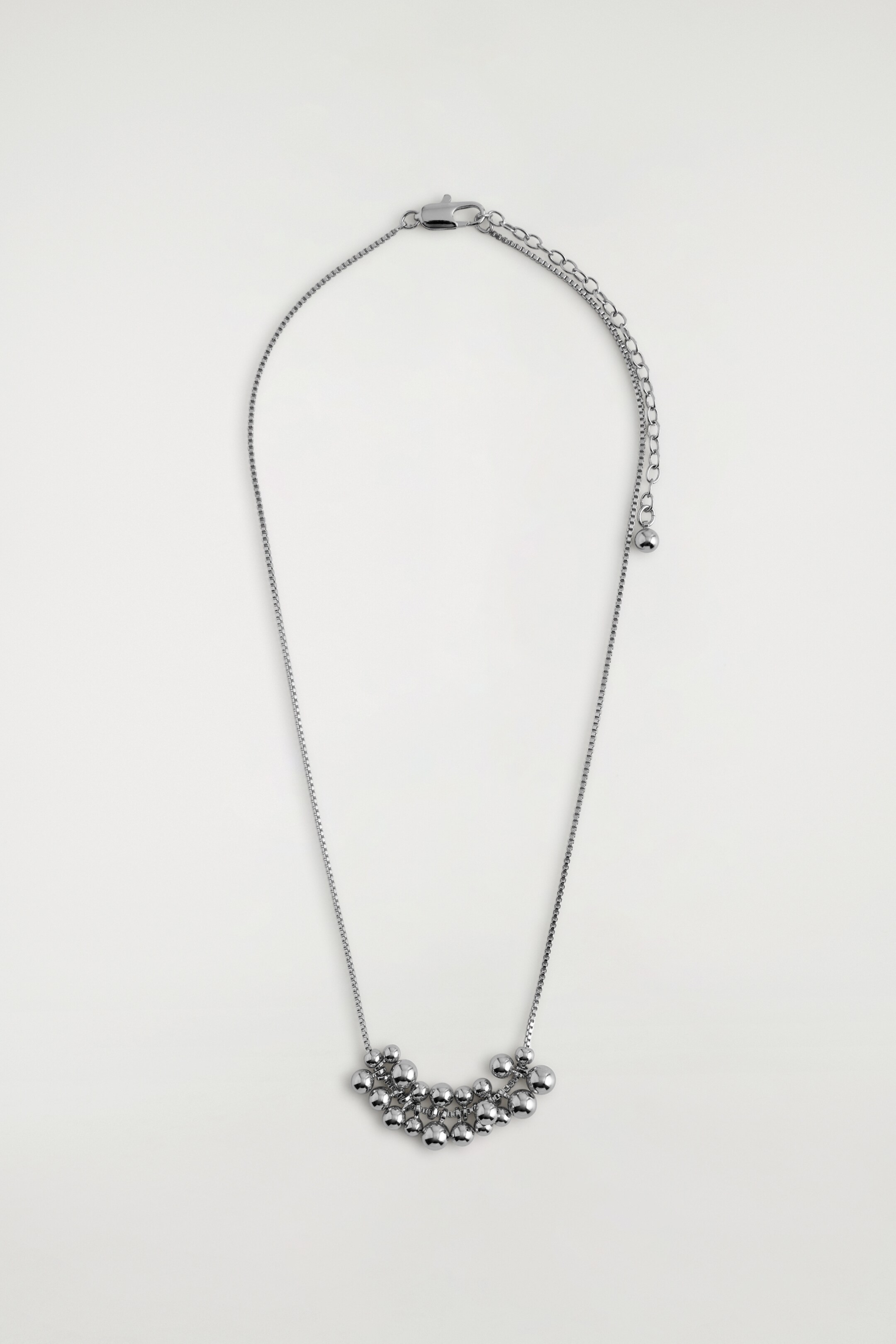 Agrandir l'image: COLLIER GRAPPE - ARGENTÉ - FEMME | H&M FR 2