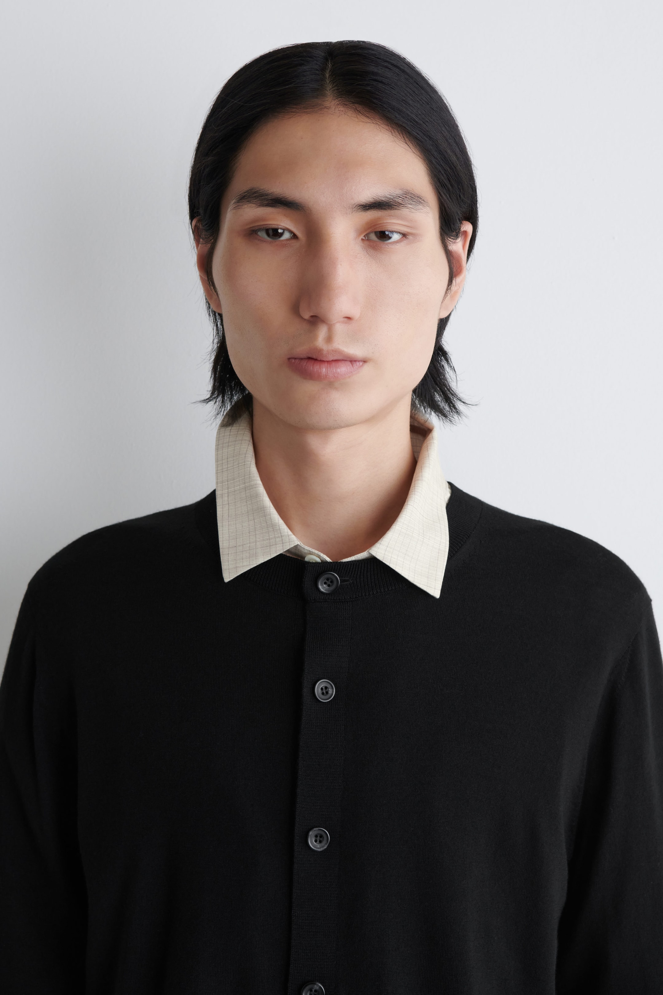 MERINO WOOL CREW-NECK CARDIGAN