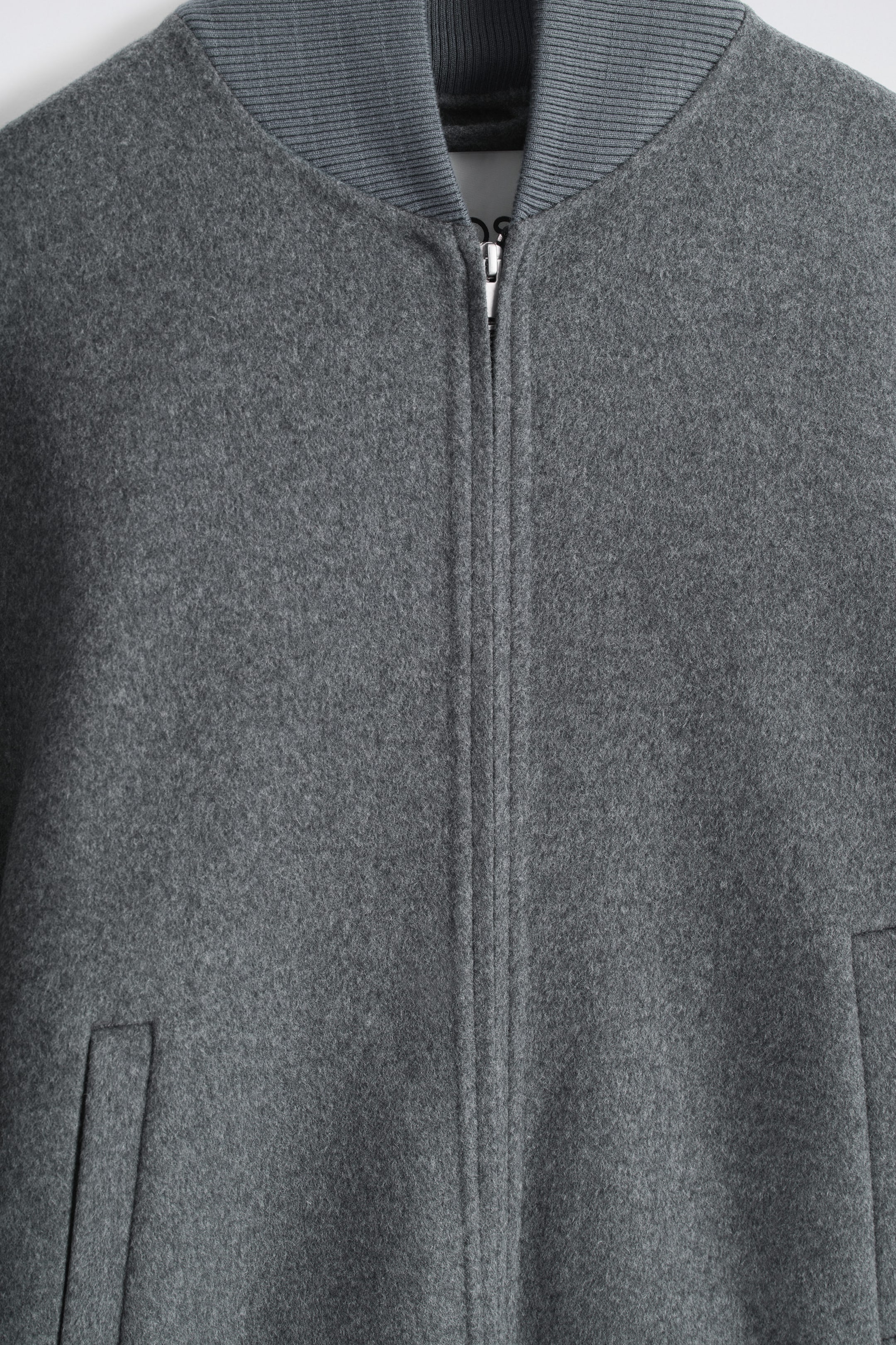 StillMedia/DescriptiveDetail