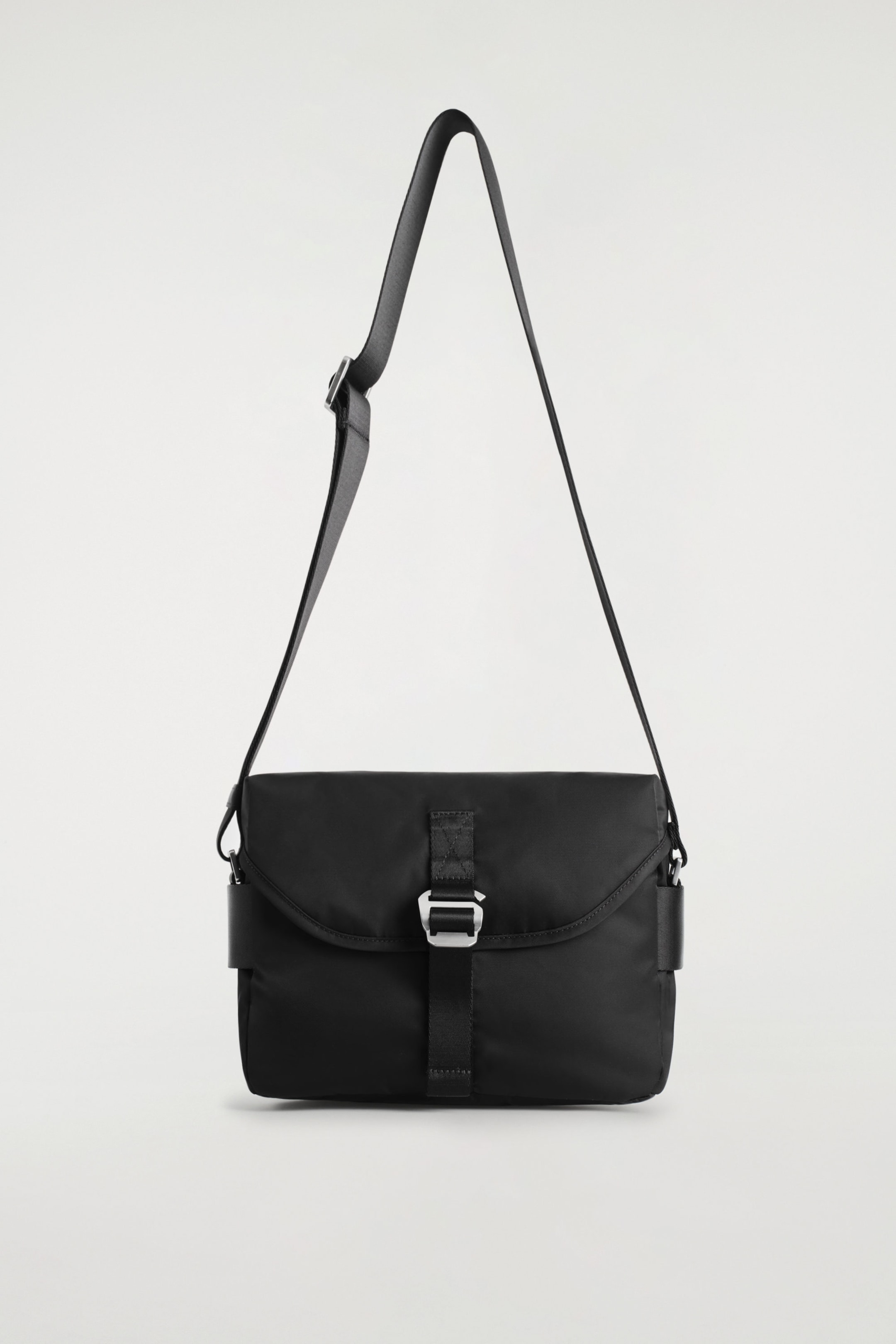 PURSUIT CROSSBODY BAG - NYLON