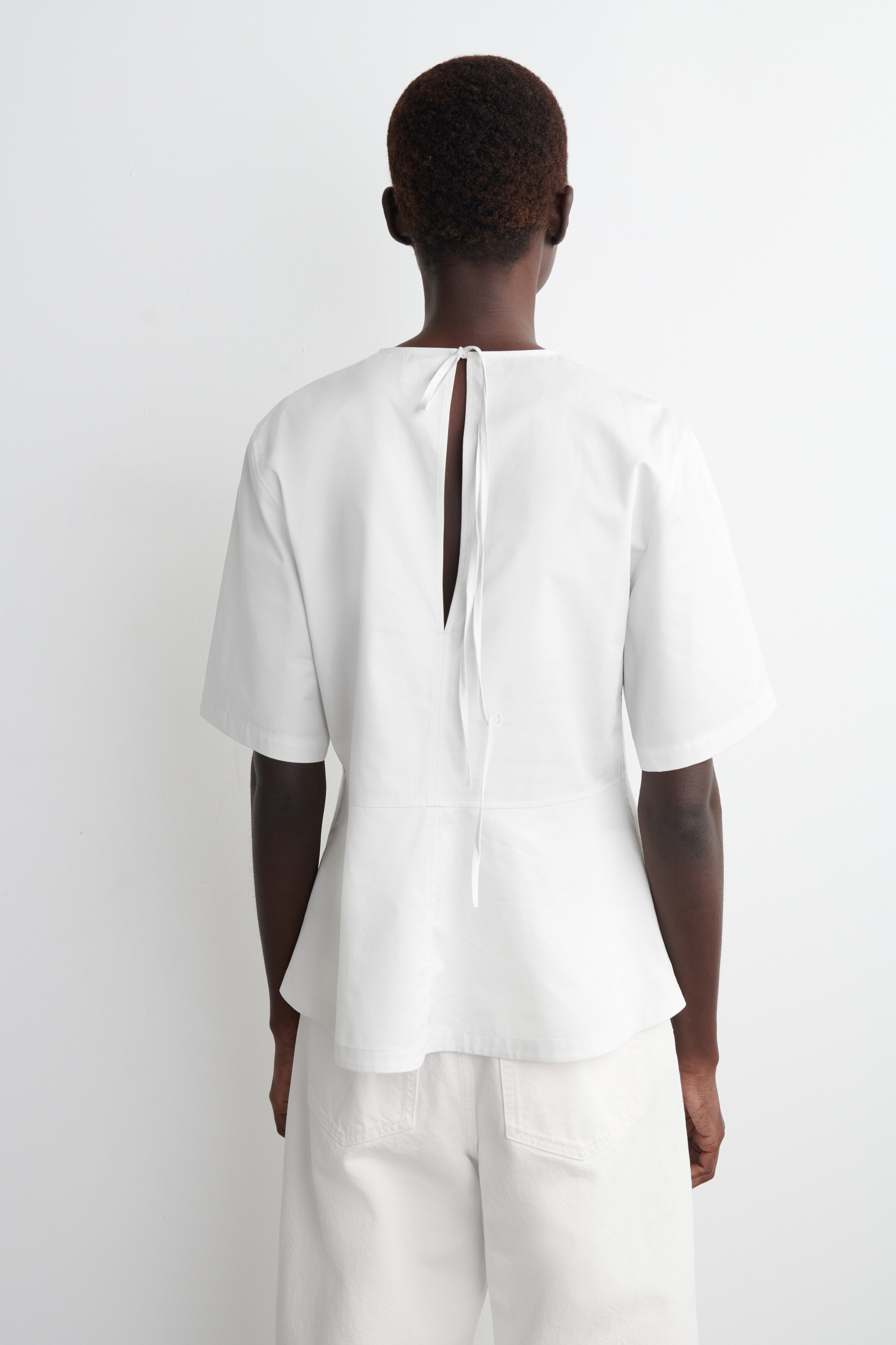 Zobrazit větší obrázek: BAVLNĚNÝ TOP S VOLÁNEM - BÍLÁ - ŽENY | H&M CZ 5