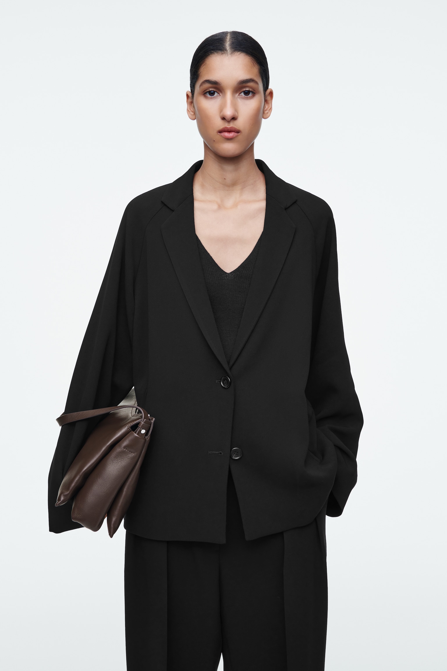 FLIESSENDER EINREIHIGER OVERSIZED-BLAZER - SCHWARZ