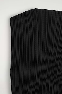 PLEATED JACQUARD SLEEVELESS MAXI DRESS — BLACK 7