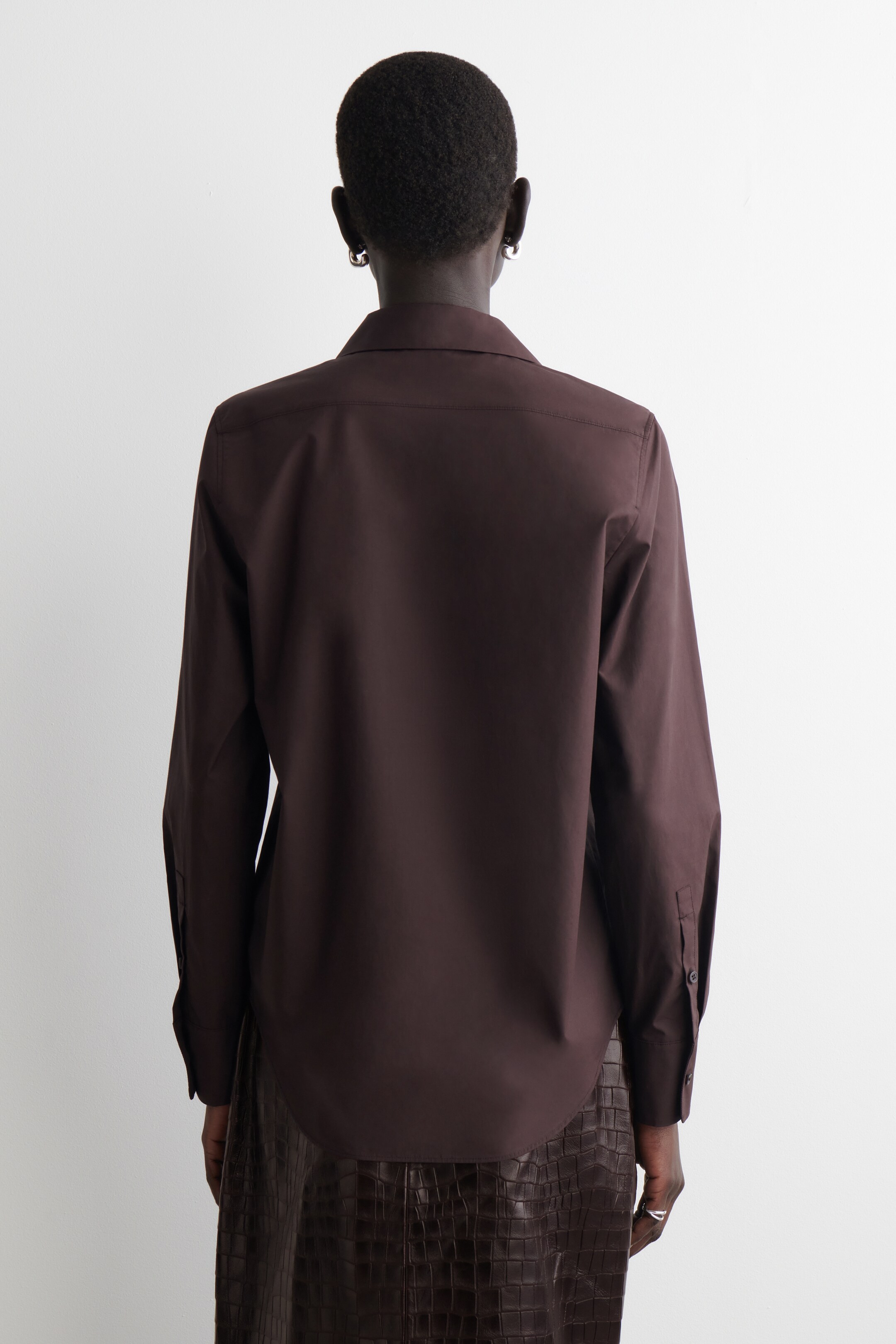 Grotere afbeelding bekijken: OP MAAT GEMAAKT KATOENEN OVERHEMD - DONKERBRUIN - DAMES | H&M BE 4