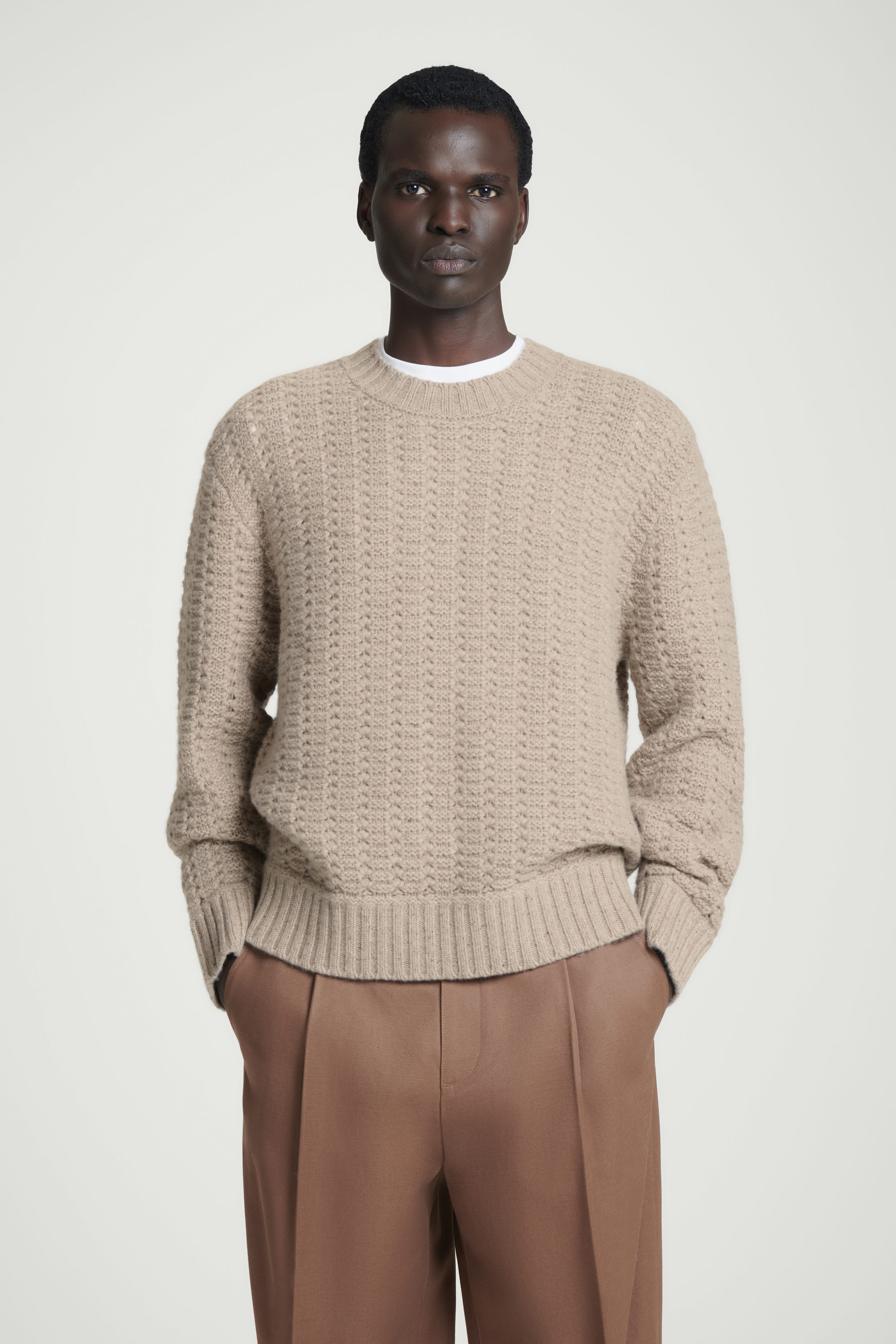 RELAXED POINTELLE-KNIT PURE CASHMERE SWEATER - MOLE | COS