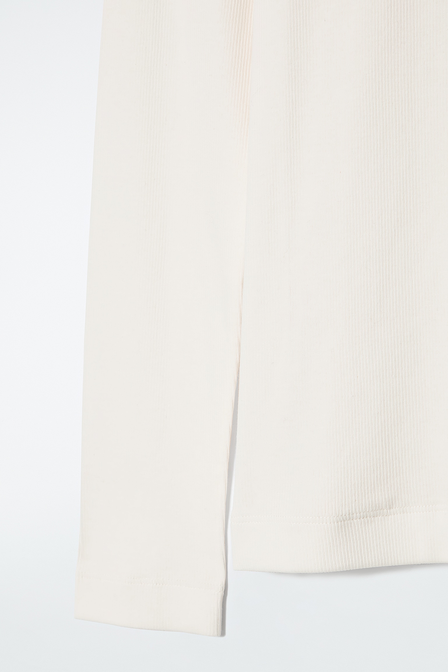 GERIPPTES LANGARMSHIRT AUS JERSEY - WEISS/SCHWARZ - 4