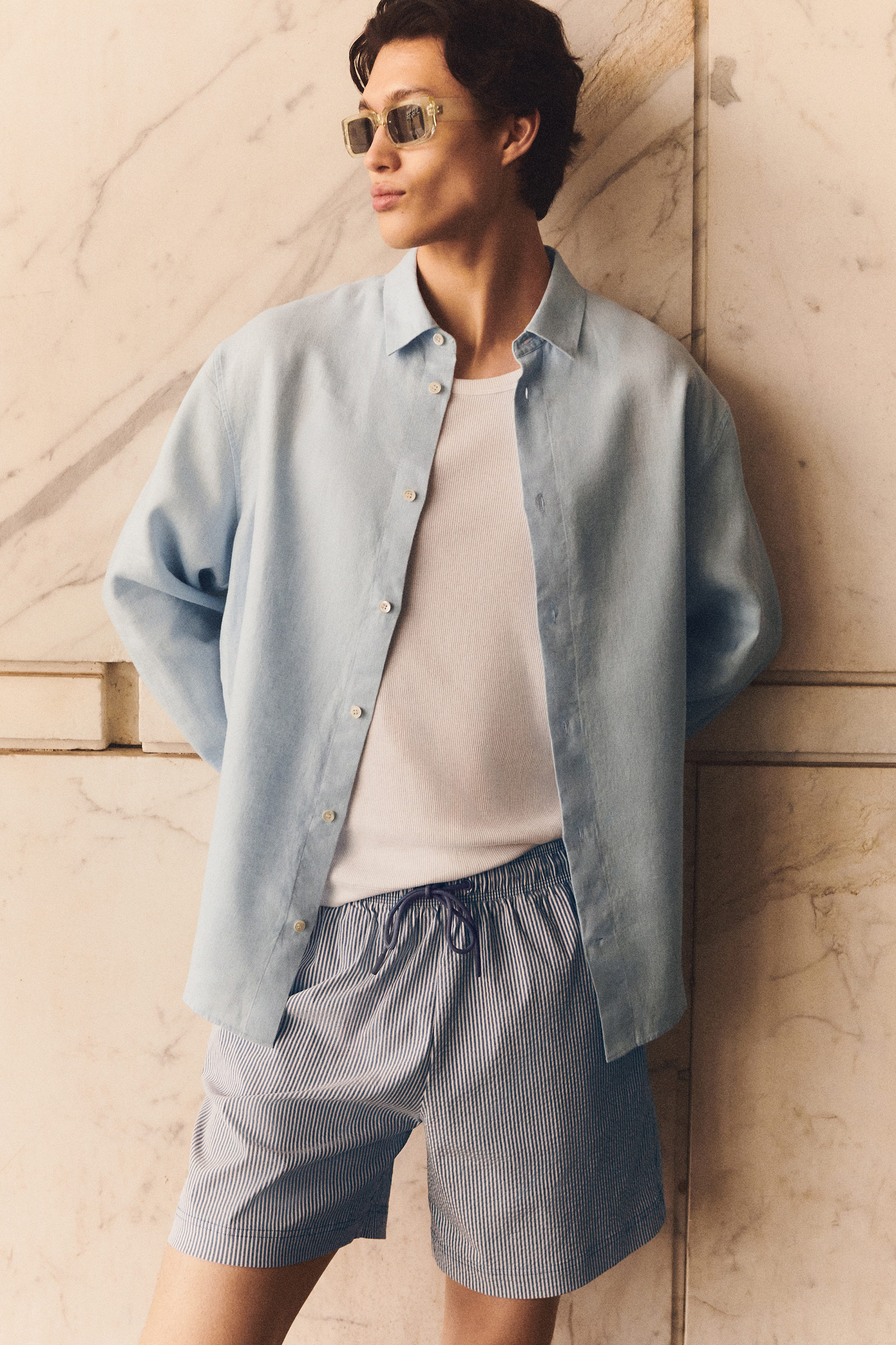 STRIPED SEERSUCKER SWIM SHORTS - BLUE / STRIPED | COS