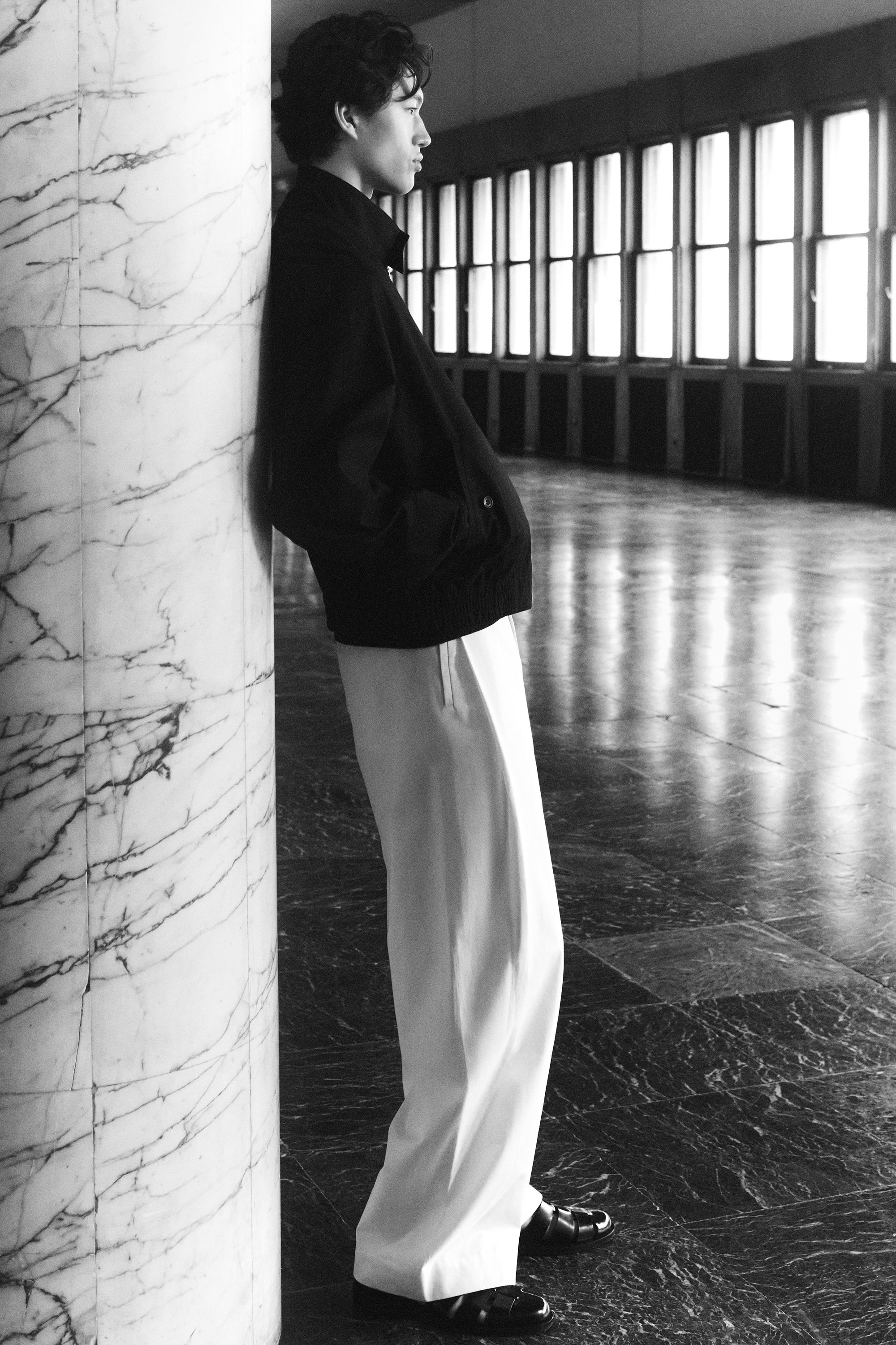 パンツ cos PLEATED WIDE-LEG COTTON TROUSERS WIDE-LEG COTTON TROUSERS - BLACK | COS