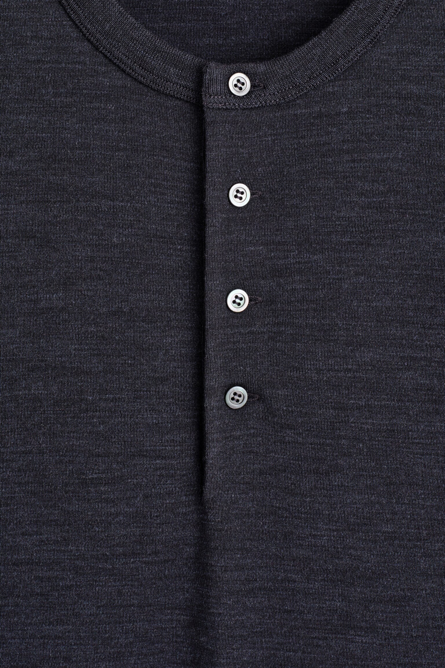 CAMISETA HENLEY DE MANGA LARGA DE LANA - AZUL MARINO/BEIGE JASPEADO - 5