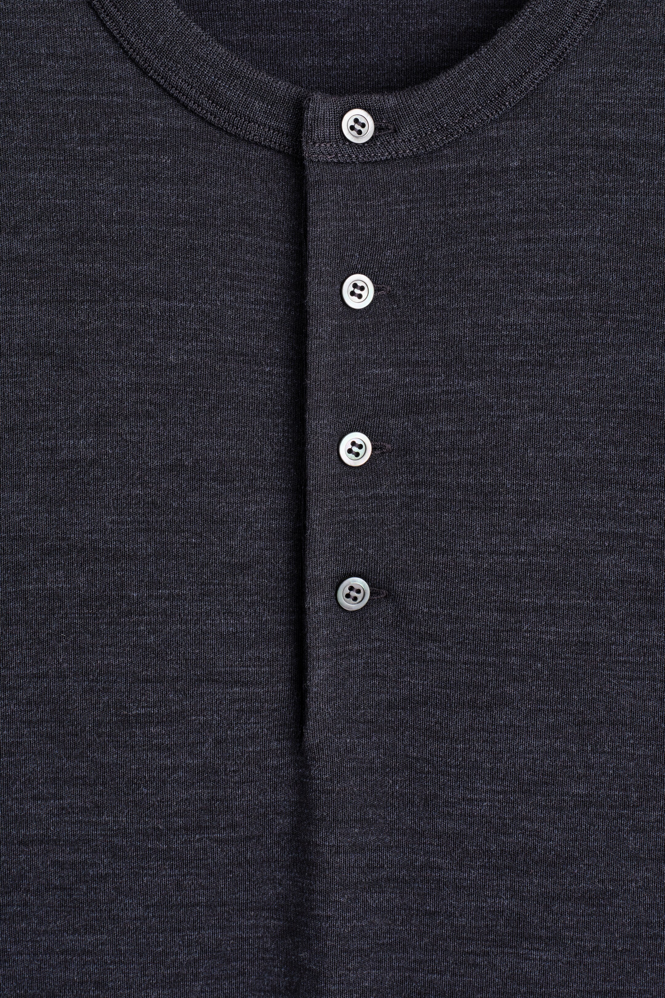 Zobrazit větší obrázek: HENLEY TOP Z VLNĚNÉ SMĚSI - TMAVĚ MODRÁ - MUŽI | H&M CZ 7