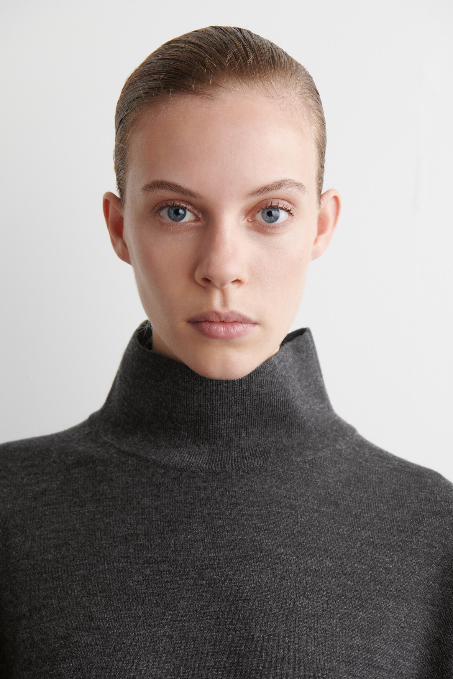 SVETER S ROLÁKOM Z MERINO VLNY - TMAVOŠEDÁ MELÍROVANÁ/NAVY/DARK-RED MÉLANGE - 3