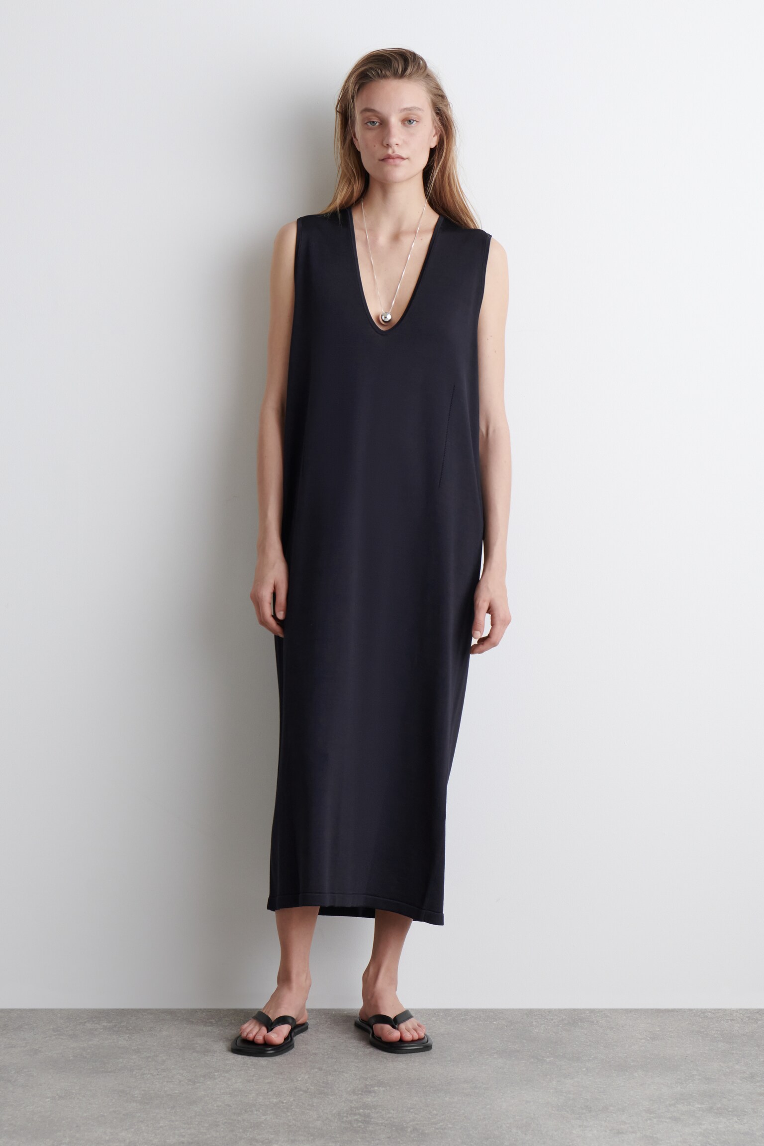 KNITTED COTTON MIDI DRESS - NAVY