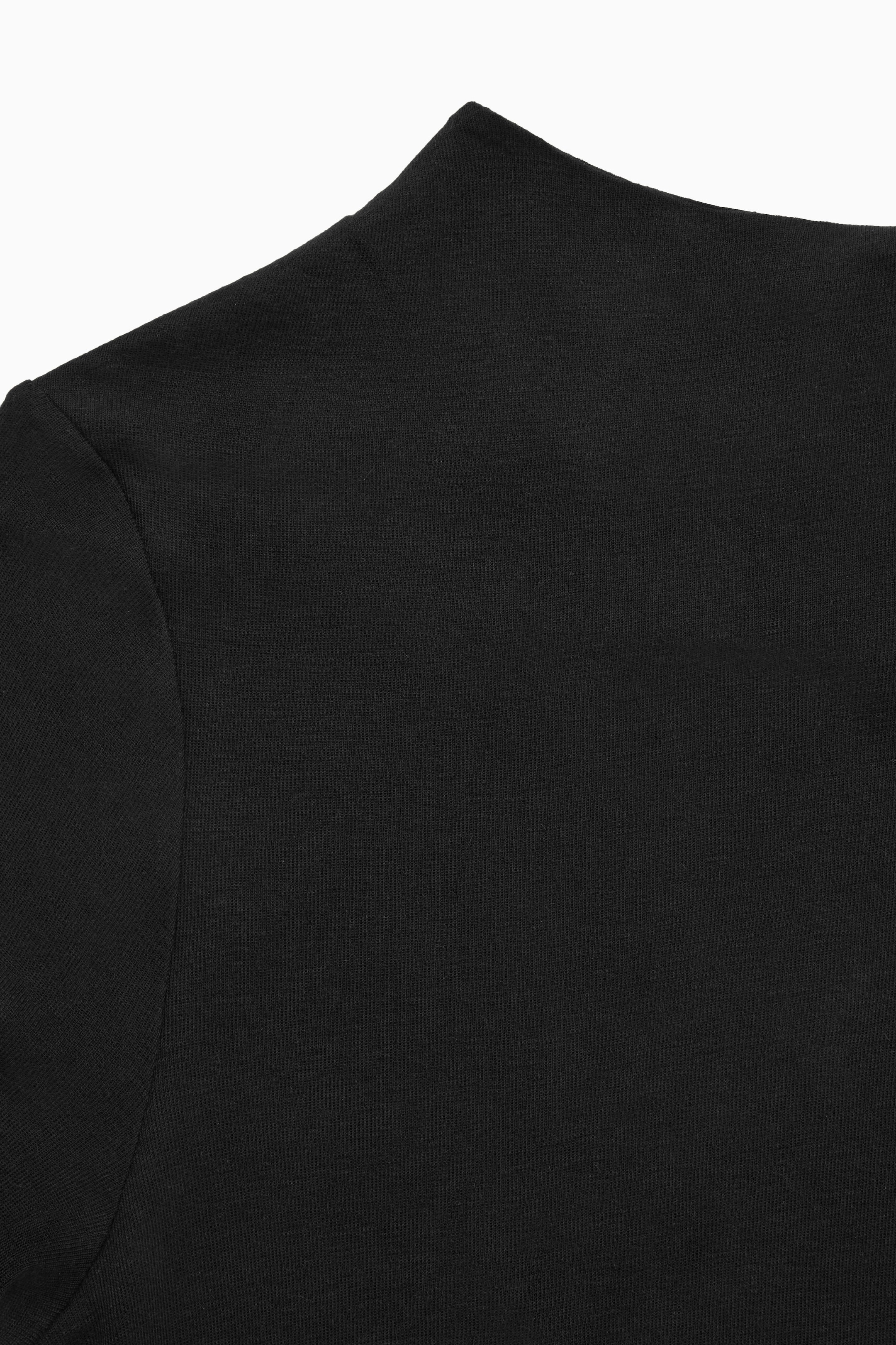 StillMedia/DescriptiveDetail