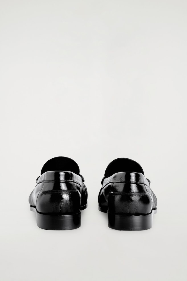 LEATHER MOCCASIN LOAFERS — BLACK
