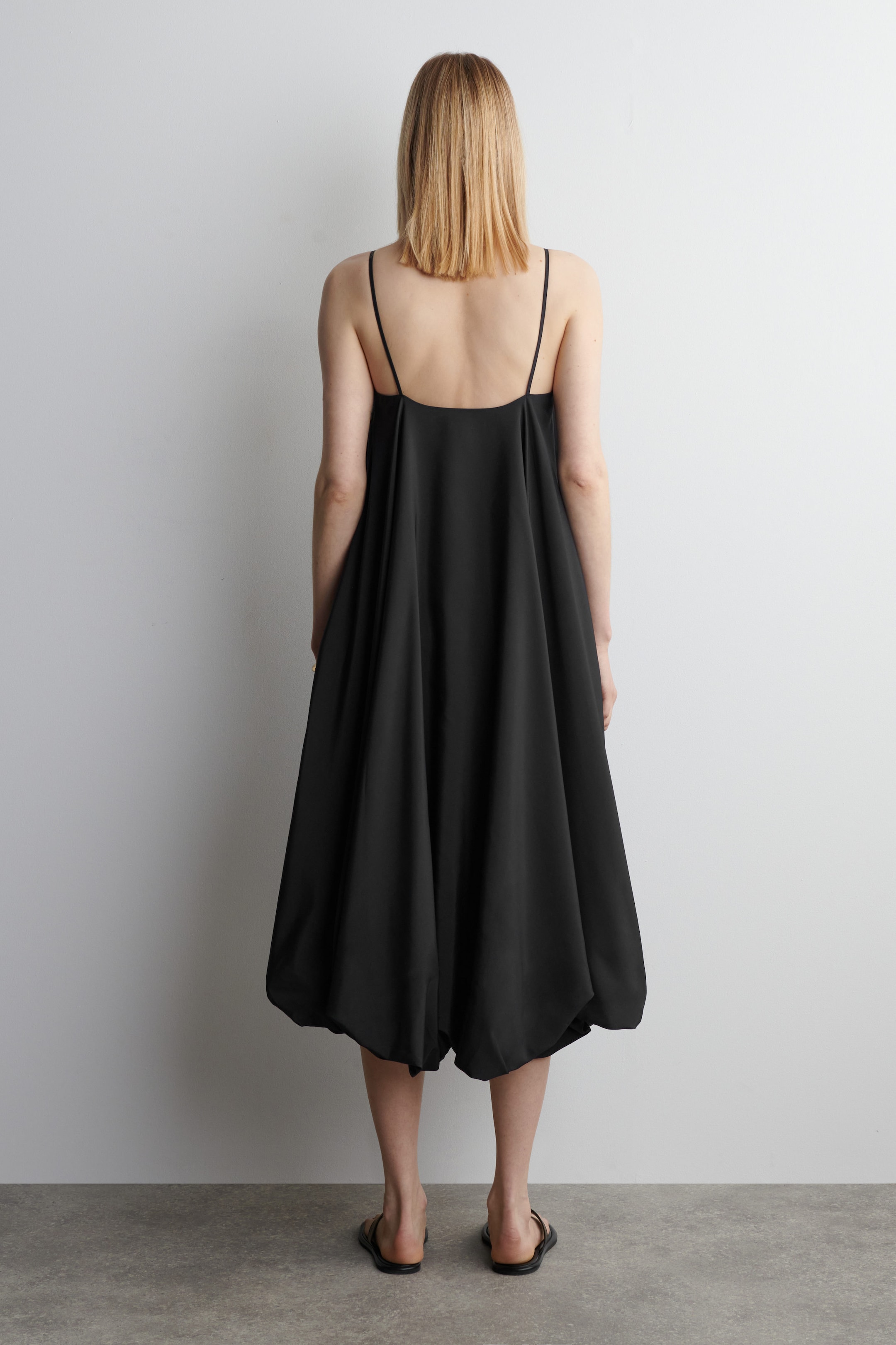 BUBBLE-HEM MIDI DRESS
