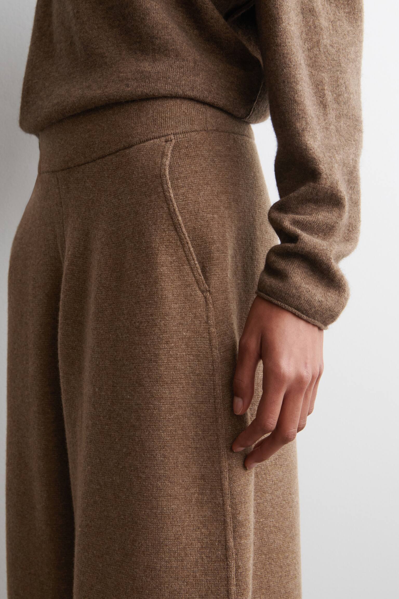 BARREL-LEG BYXOR I MERINOULL - BRUNMELERAD - 4