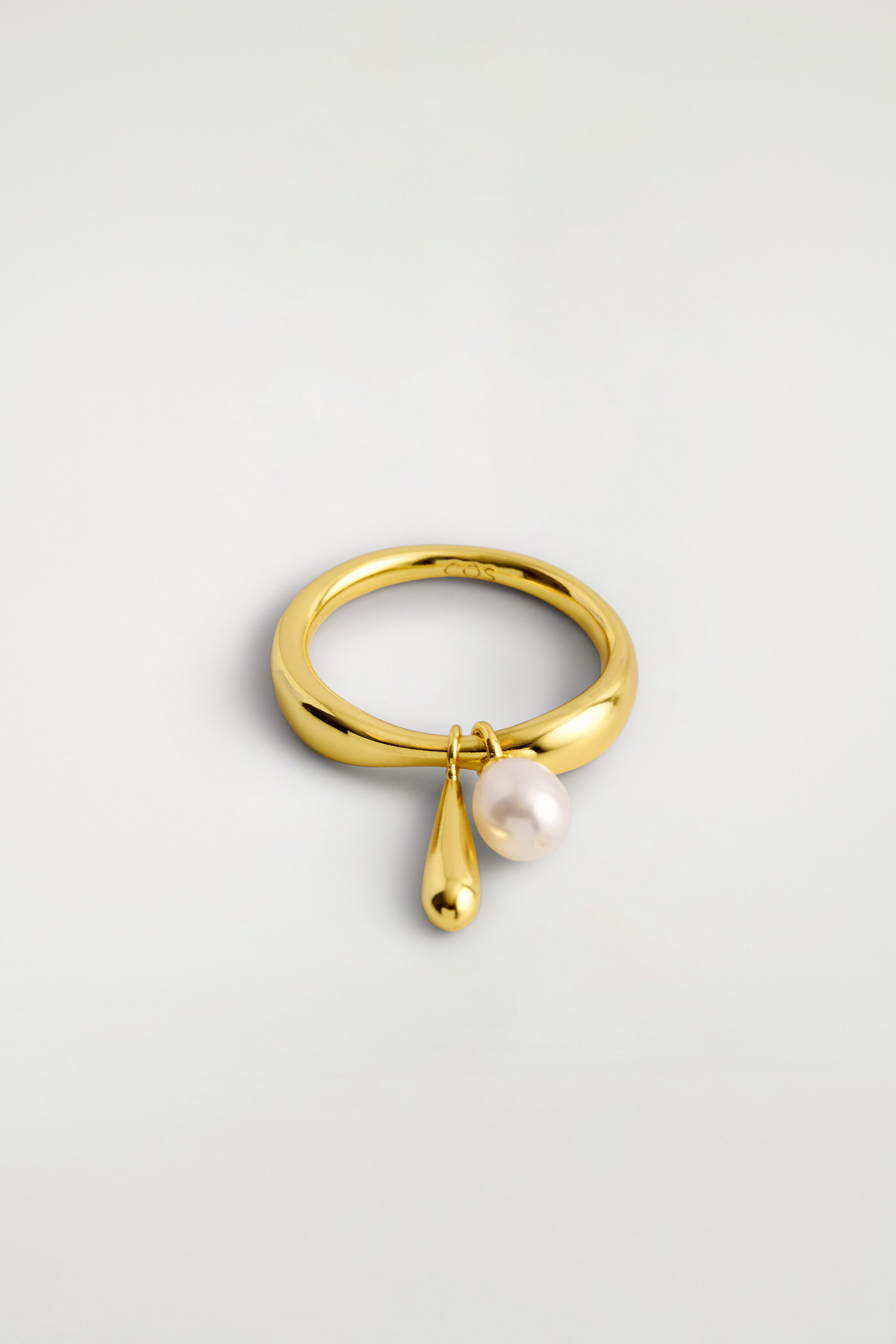 Teardrop-charm Ring