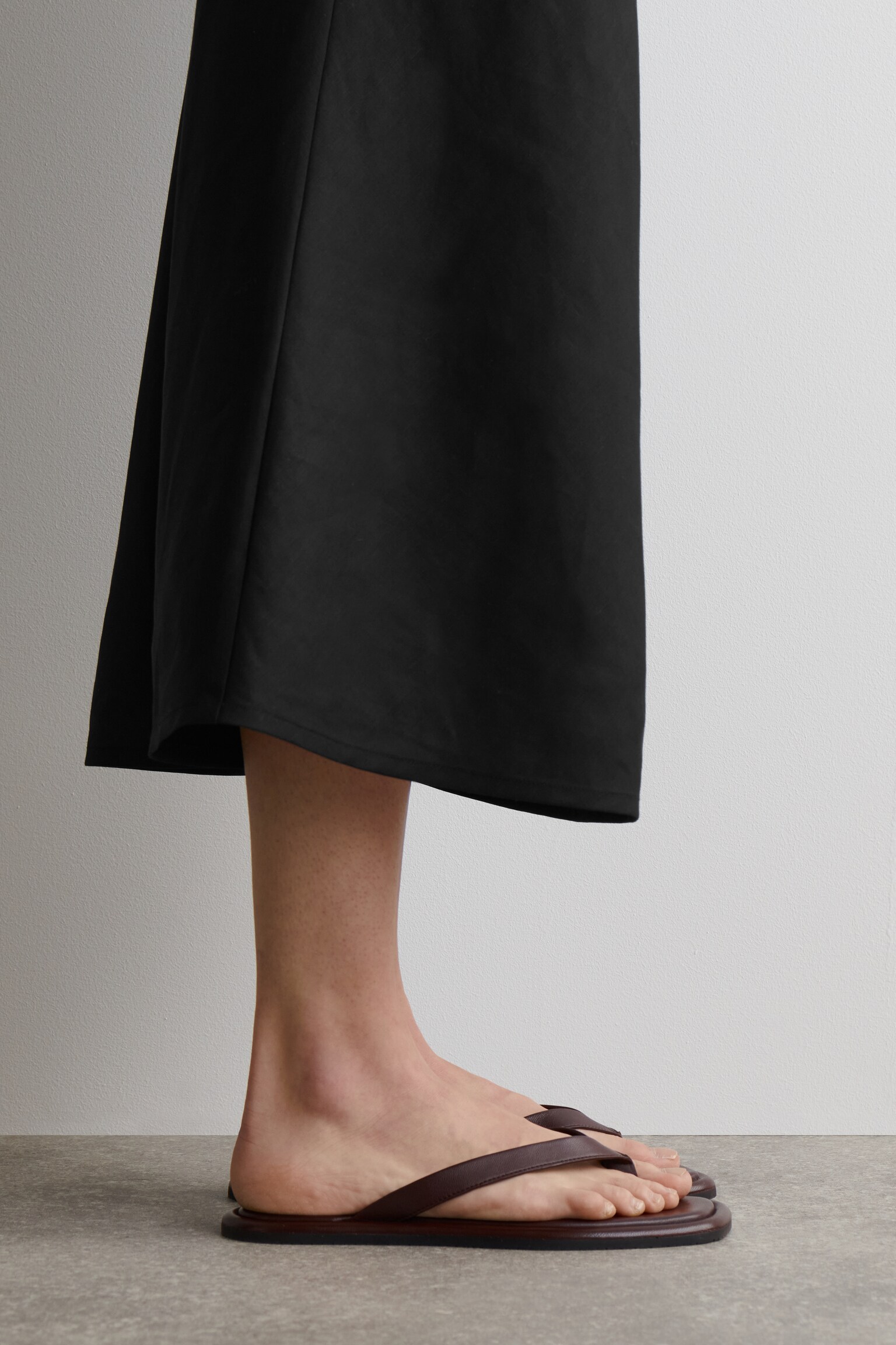 TONGS EN CUIR - BORDEAUX/NOIR/ROUGE - 4