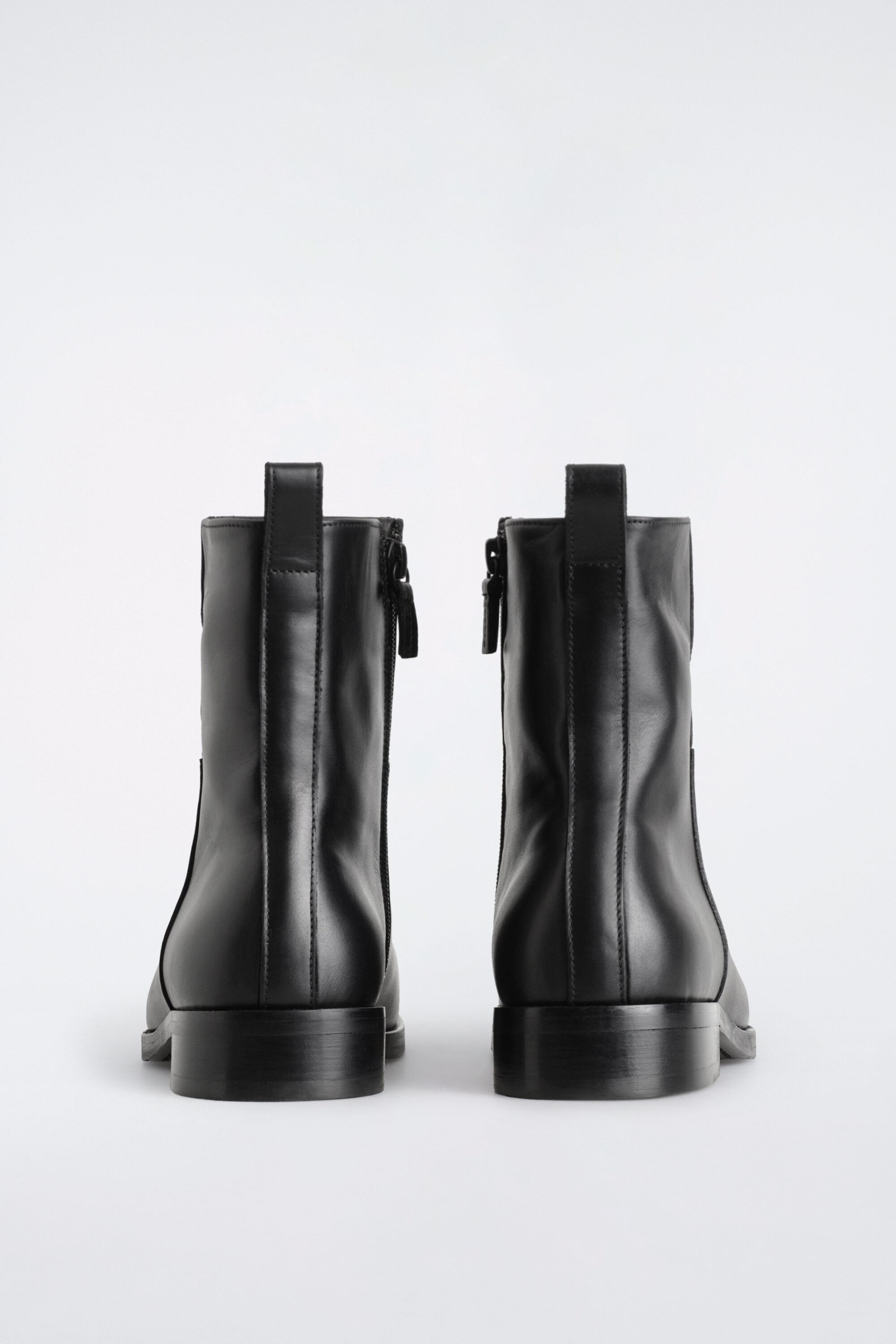 Men's Shoes | COS
