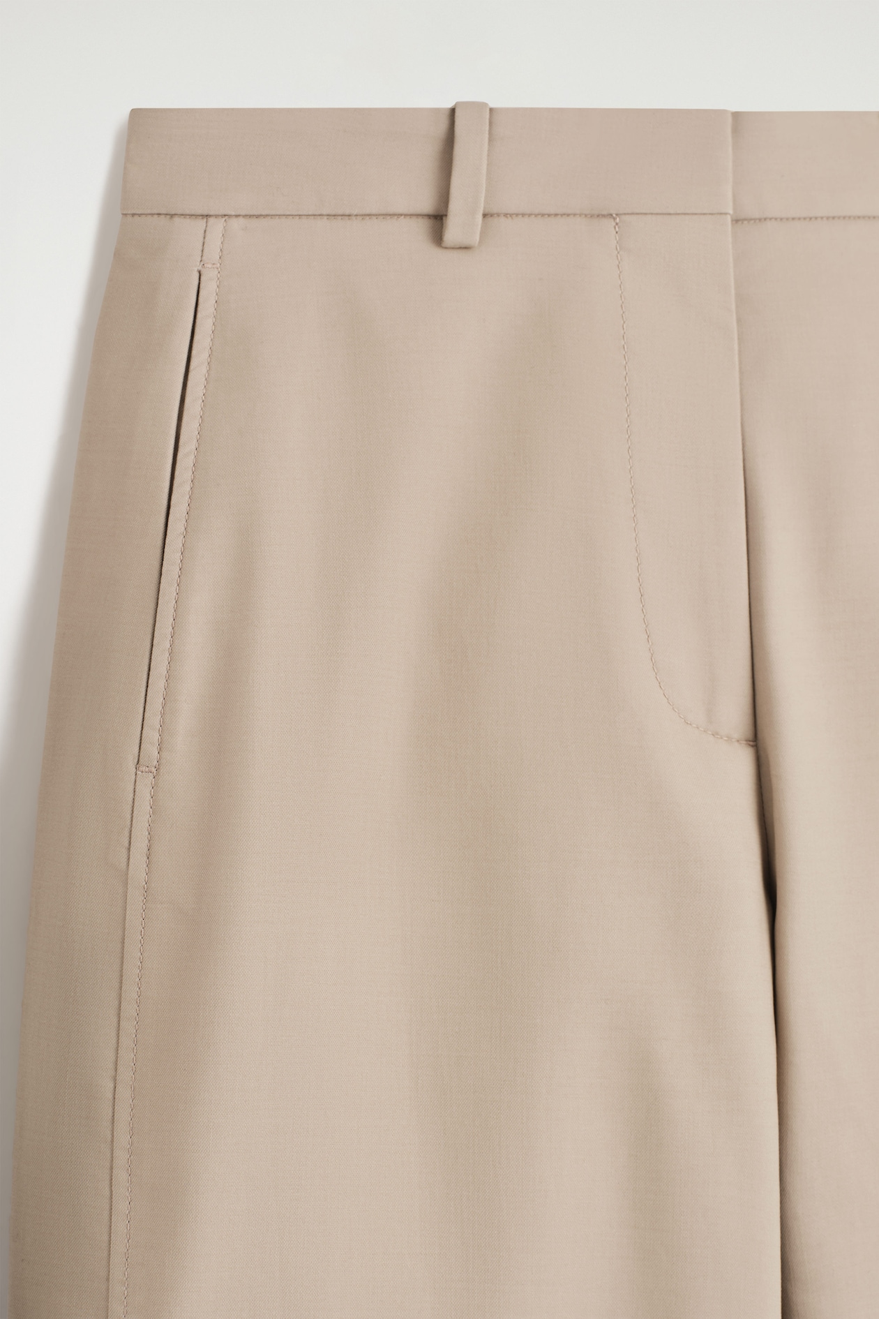 BARREL-LEG COTTON CHINOS — BEIGE