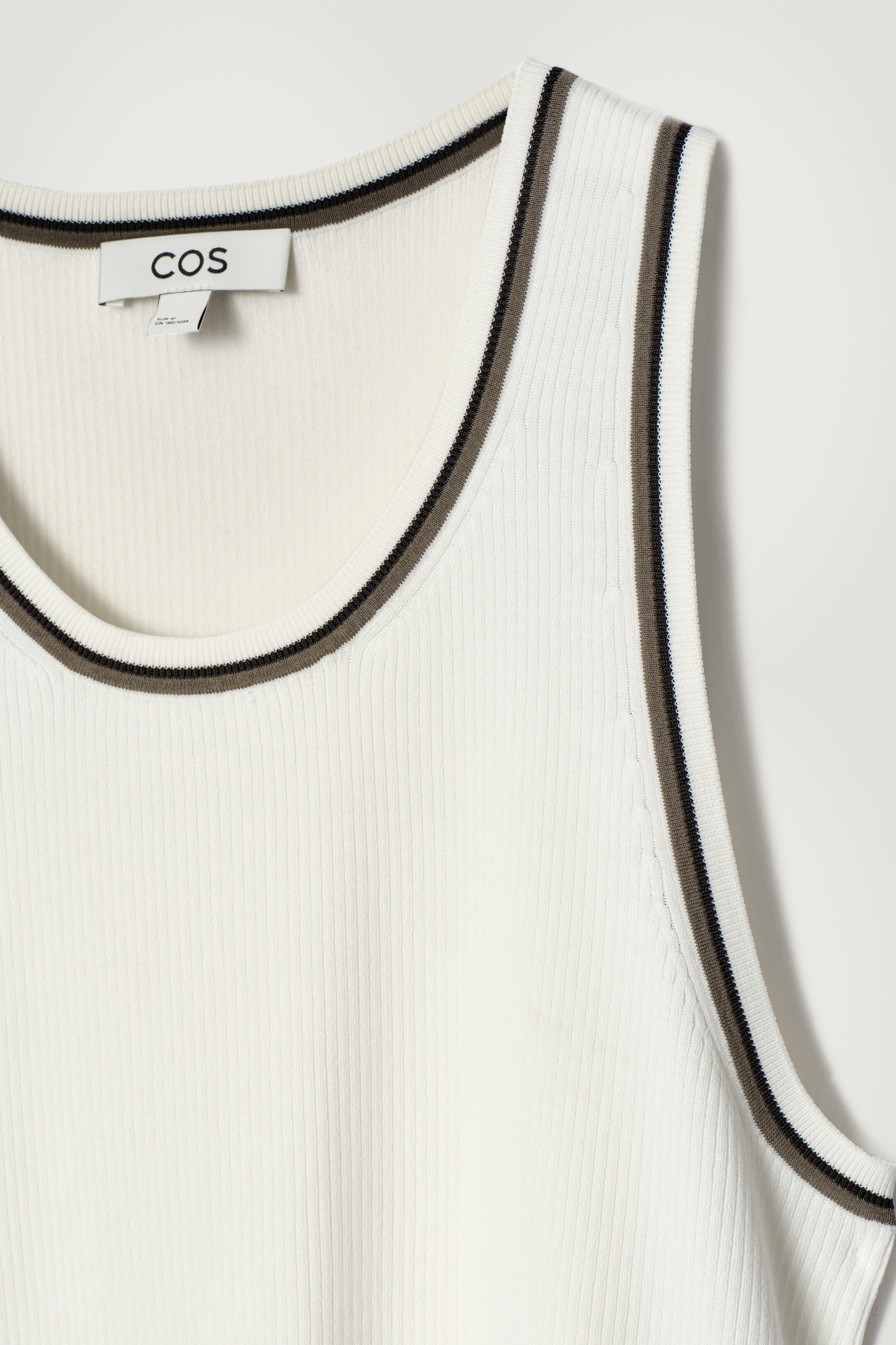 Ingrandisci l'immagine: CONTRAST-TRIM RIBBED TANK TOP - WHITE - UOMO | H&M CH 7