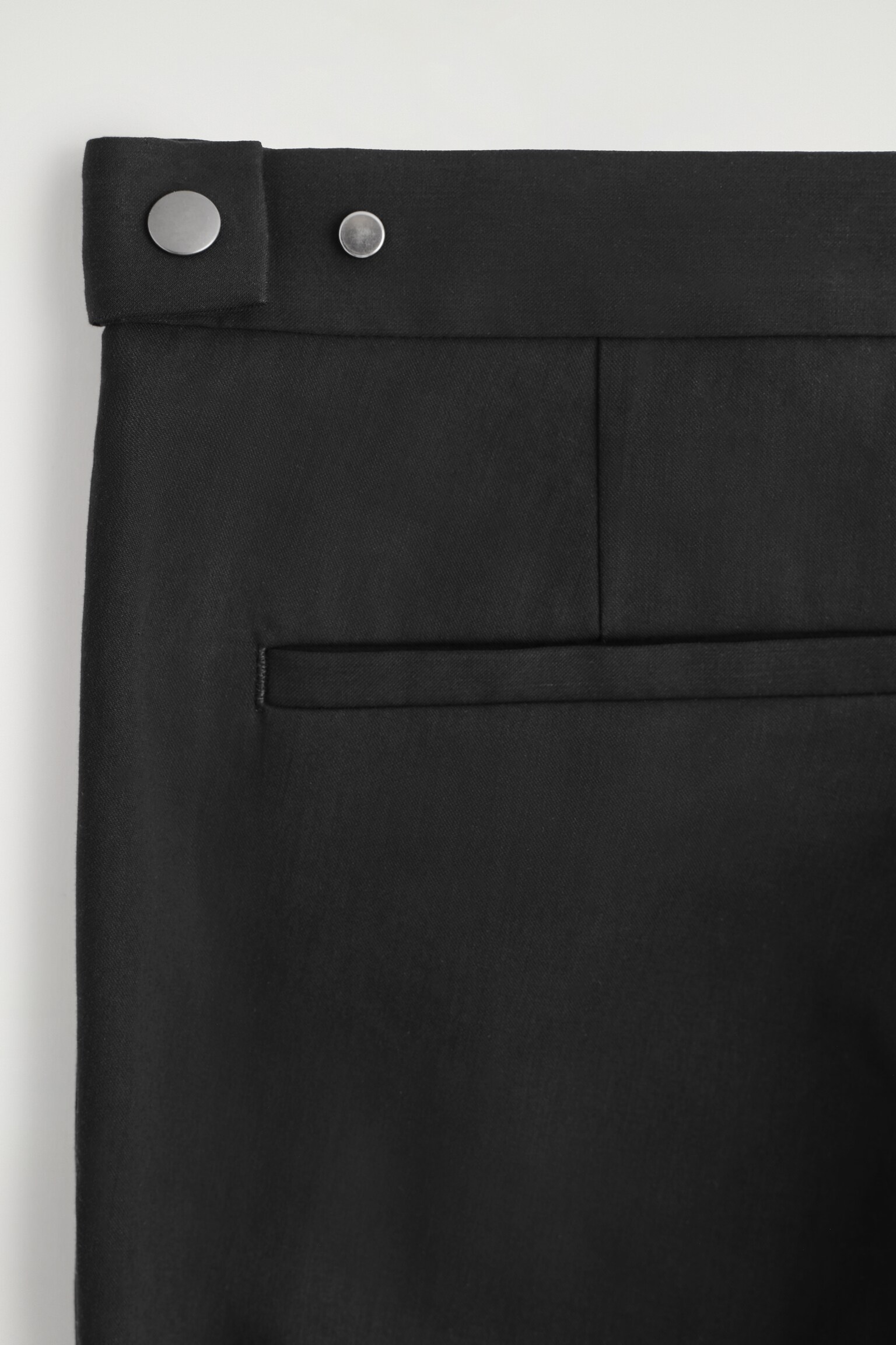 BAUMWOLLHOSE MIT SCHMALEM BEIN - SCHWARZ - 7